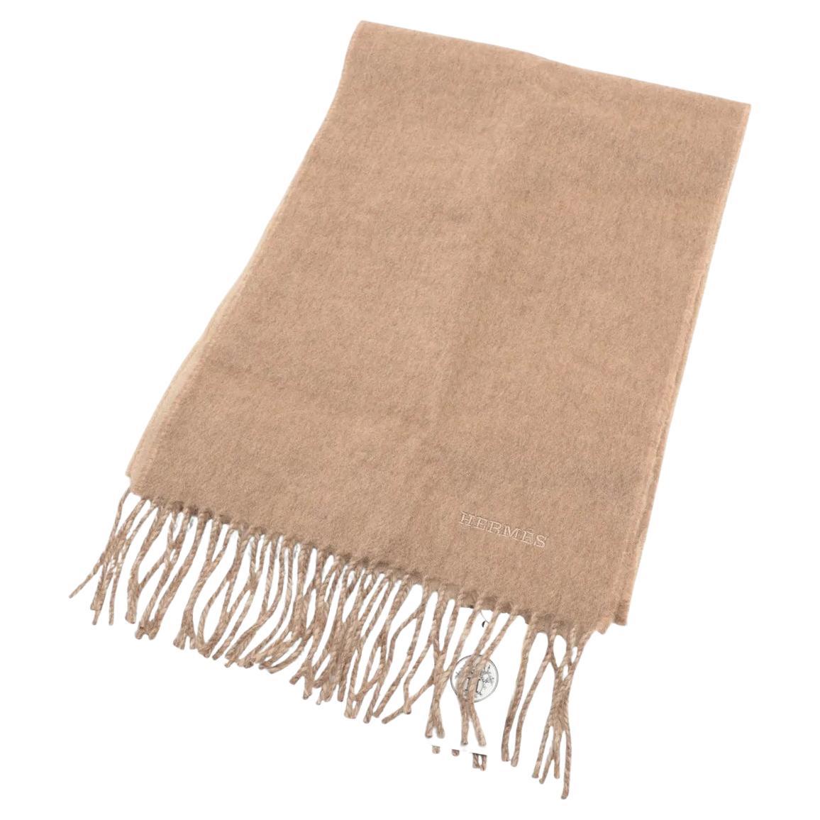 Hermès Logo Cashmere Scarf Beige en venta