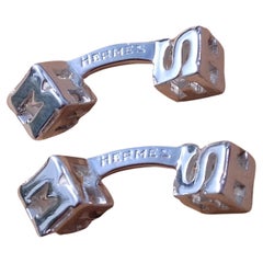Gemelli d'argento con logo Hermès in scatola