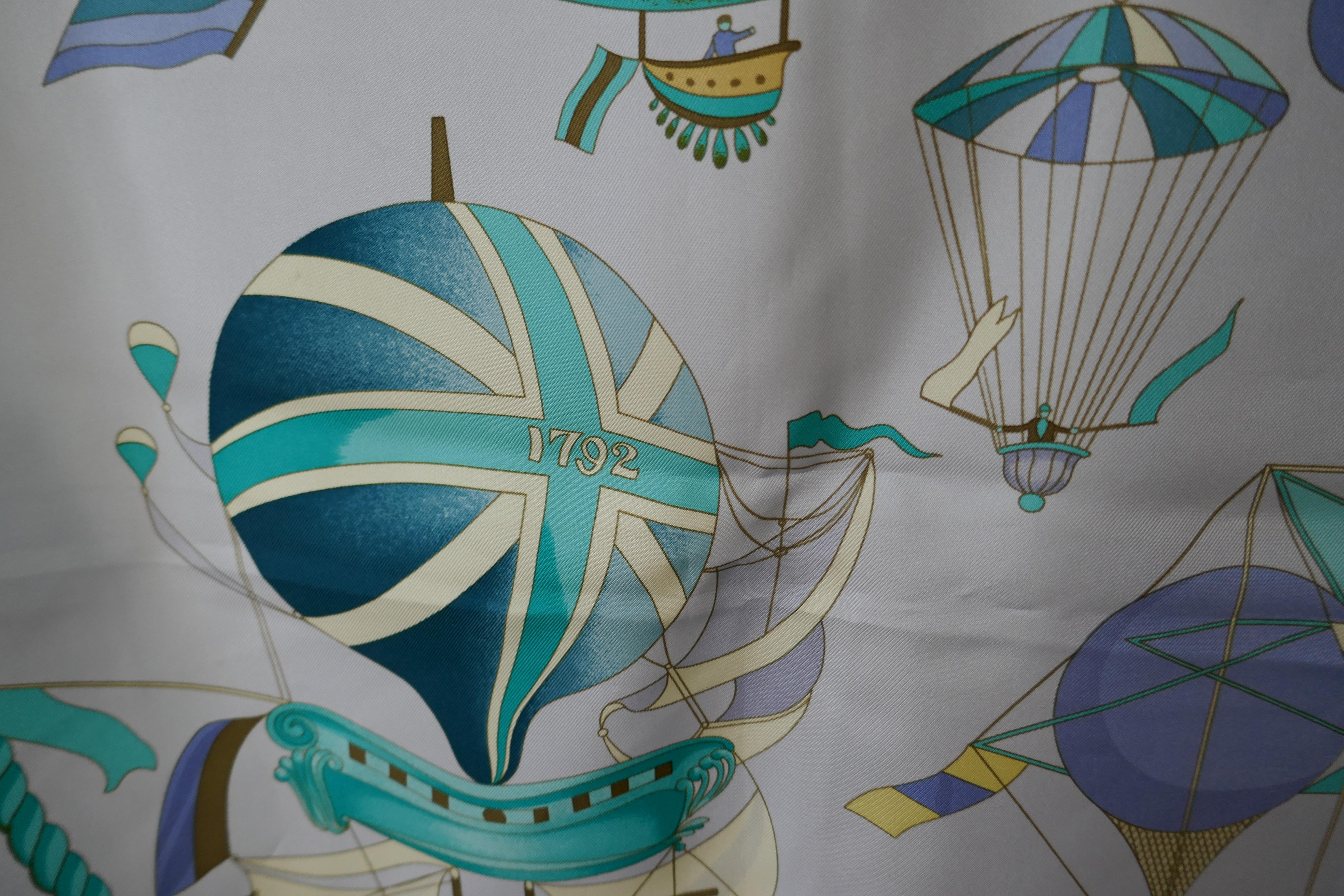 HERMÈS Loïc Dubigeon design “Les Foiles du Ciel” Balloons Print Silk Scarf In Good Condition In Chillerton, Isle of Wight