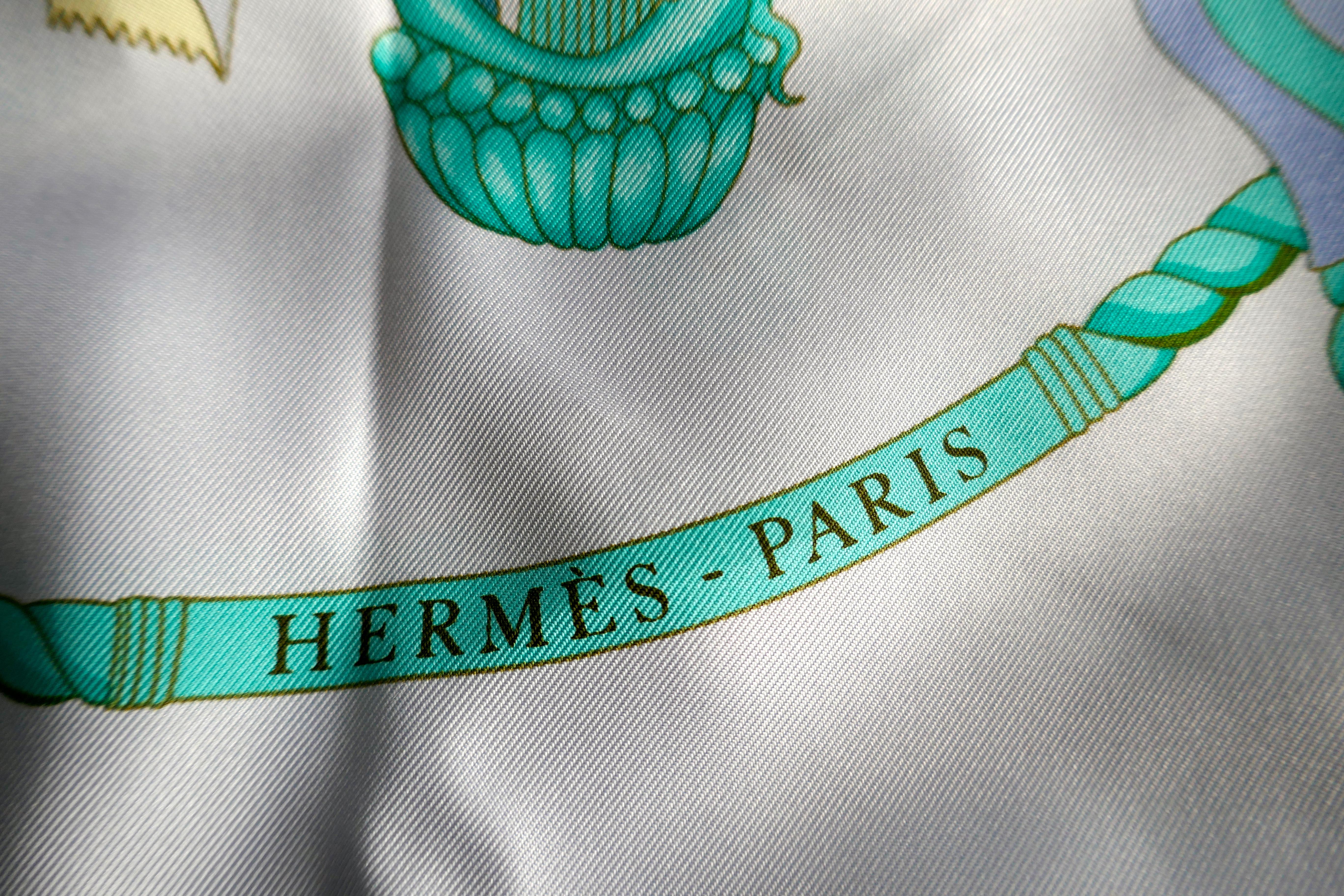 HERMÈS Loïc Dubigeon design “Les Foiles du Ciel” Balloons Print Silk Scarf 4