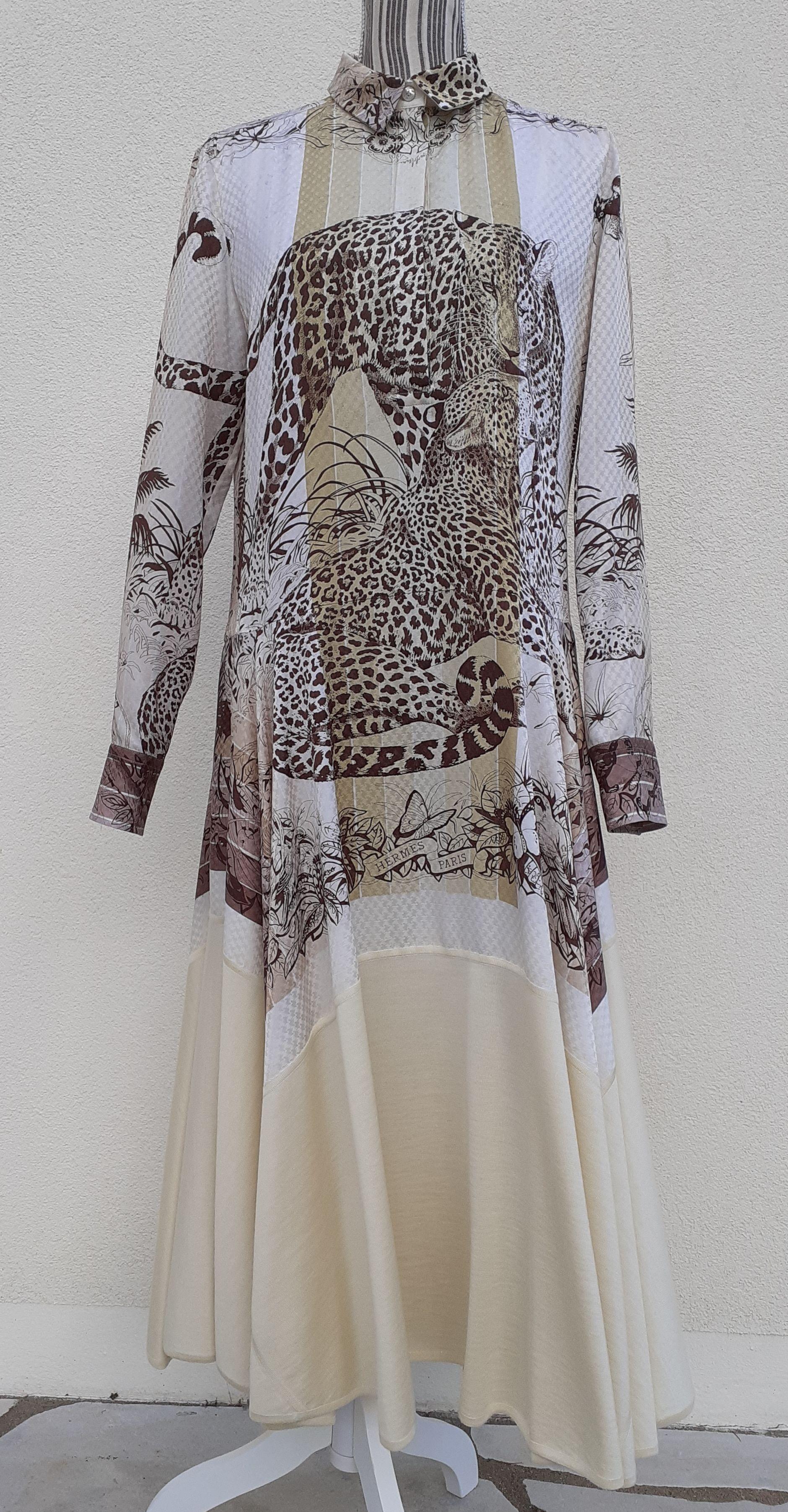 Hermès Long Dress Jungle Love Rainbow Cheetahs Pattern Cashmere Silk Size S/M en vente 6