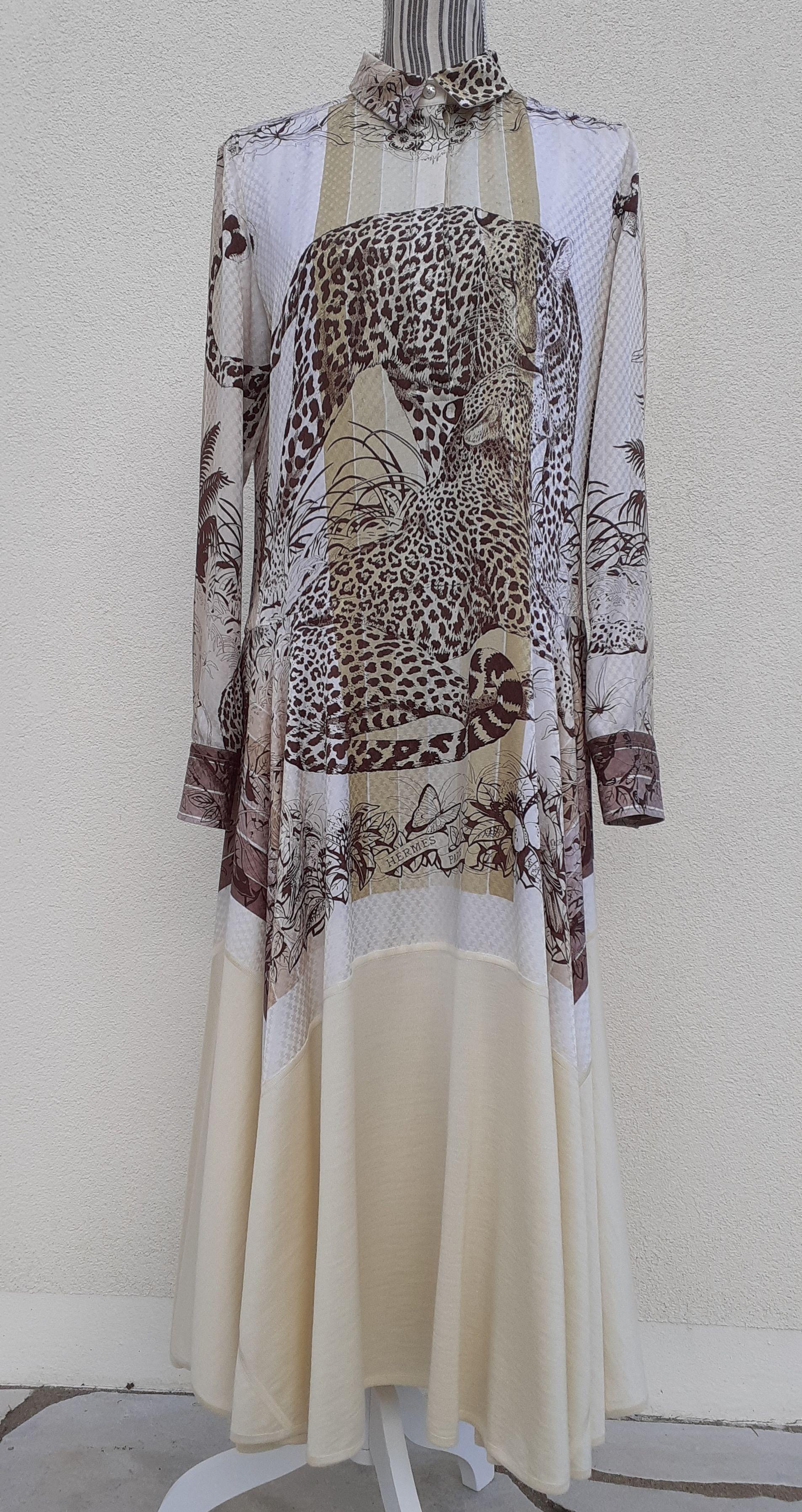 Hermès Long Dress Jungle Love Rainbow Cheetahs Pattern Cashmere Silk Size S/M en vente 5