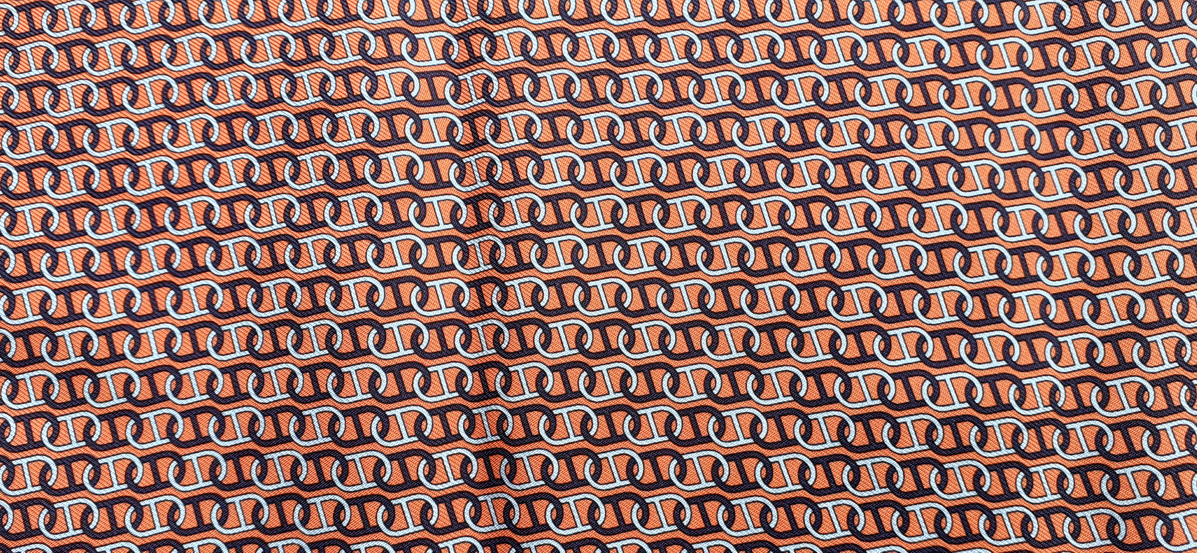 da uomo o donna Sciarpa lunga in seta Hermès con Chaine d'Ancre e cubi a doppia faccia Arancione Blu