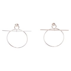HERMES Boucles d
oreilles en argent 925 avec fermoir à bascule Paire de boucles d
oreilles percées