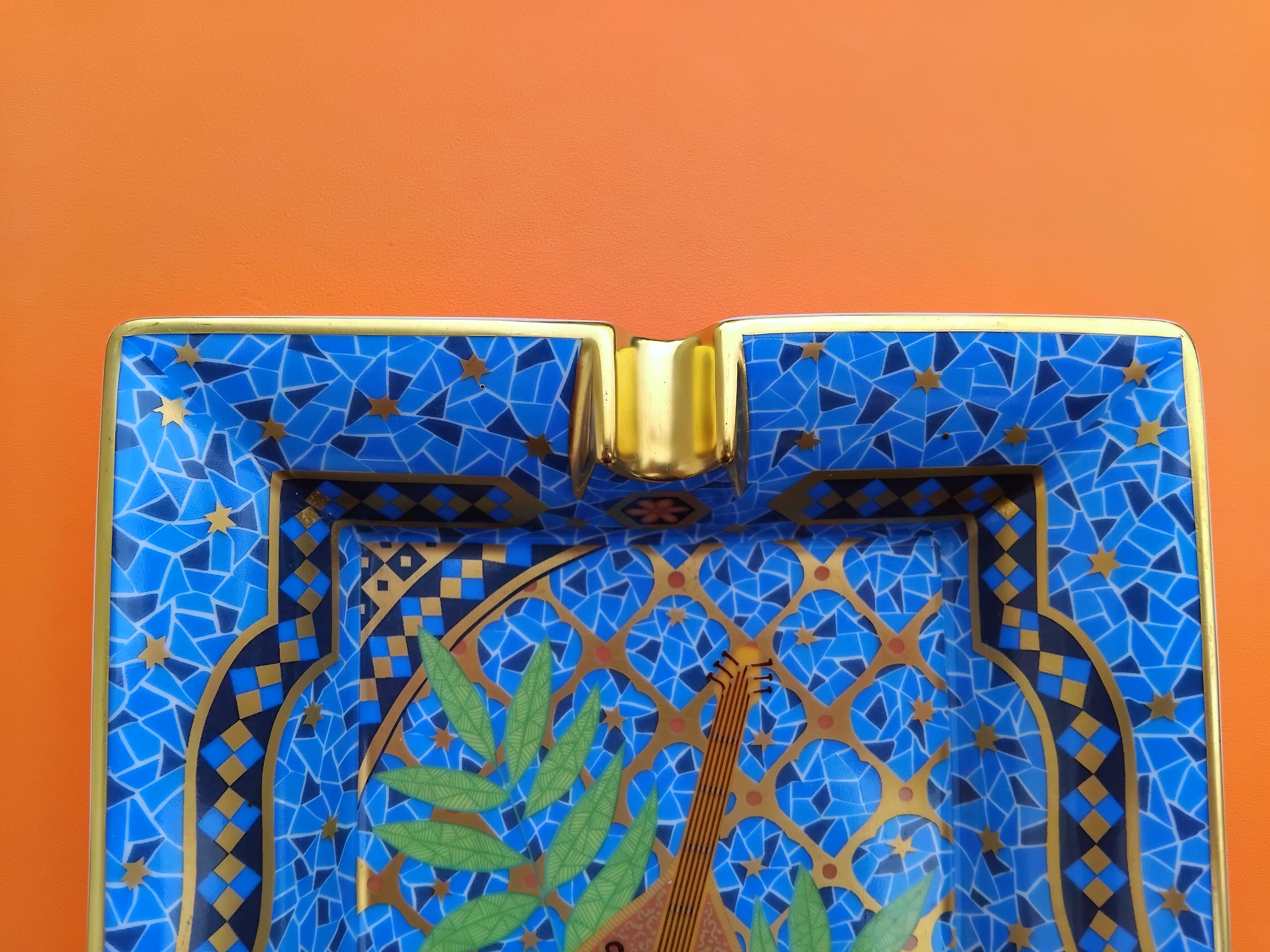Hermès Lute Oud Cigar Ashtrayb Change Tray Porcelain Gold عود 3