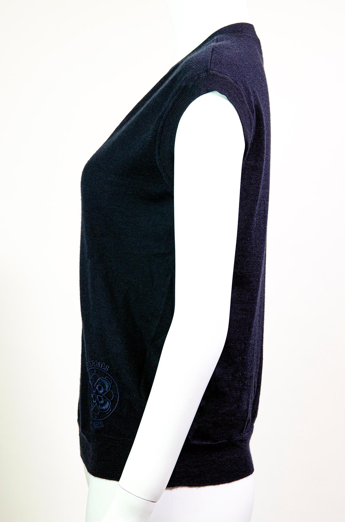 Hermès Luxurious Navy Blue Cashmere /  Silk Knit In Excellent Condition In Berlin, BE
