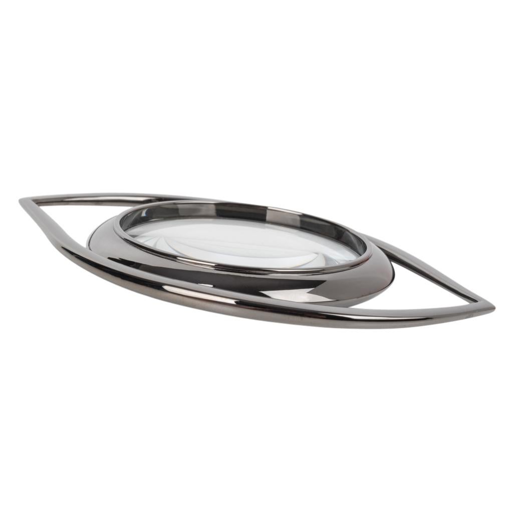 Hermes Lupe / Briefbeschwerer Auge der Kleopatra Ruthenium im Zustand „Neu“ im Angebot in Miami, FL