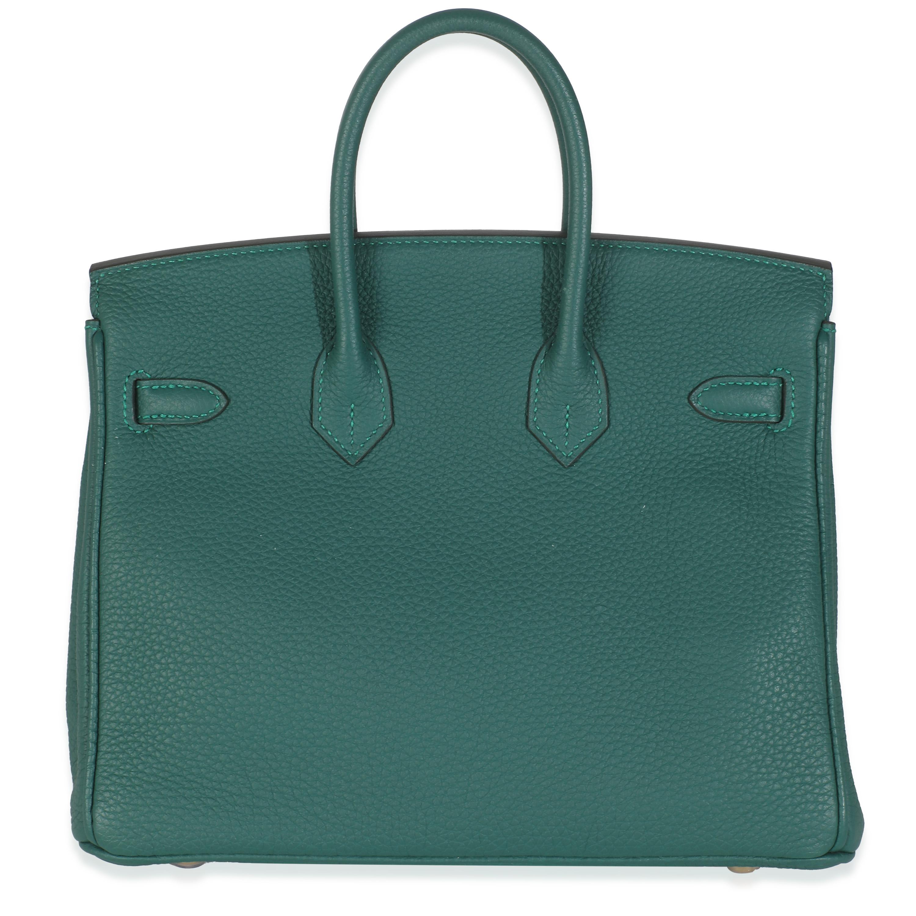 Listing Title: Hermès Malachite Togo Birkin 25 GHW
SKU: Z146207
Condition: Pre-owned 
Condition Description: The elusive Birkin bag from Hermès was designed after then-artistic director, Jean-Louis Dumas, was sat next to Jane Birkin on a flight from