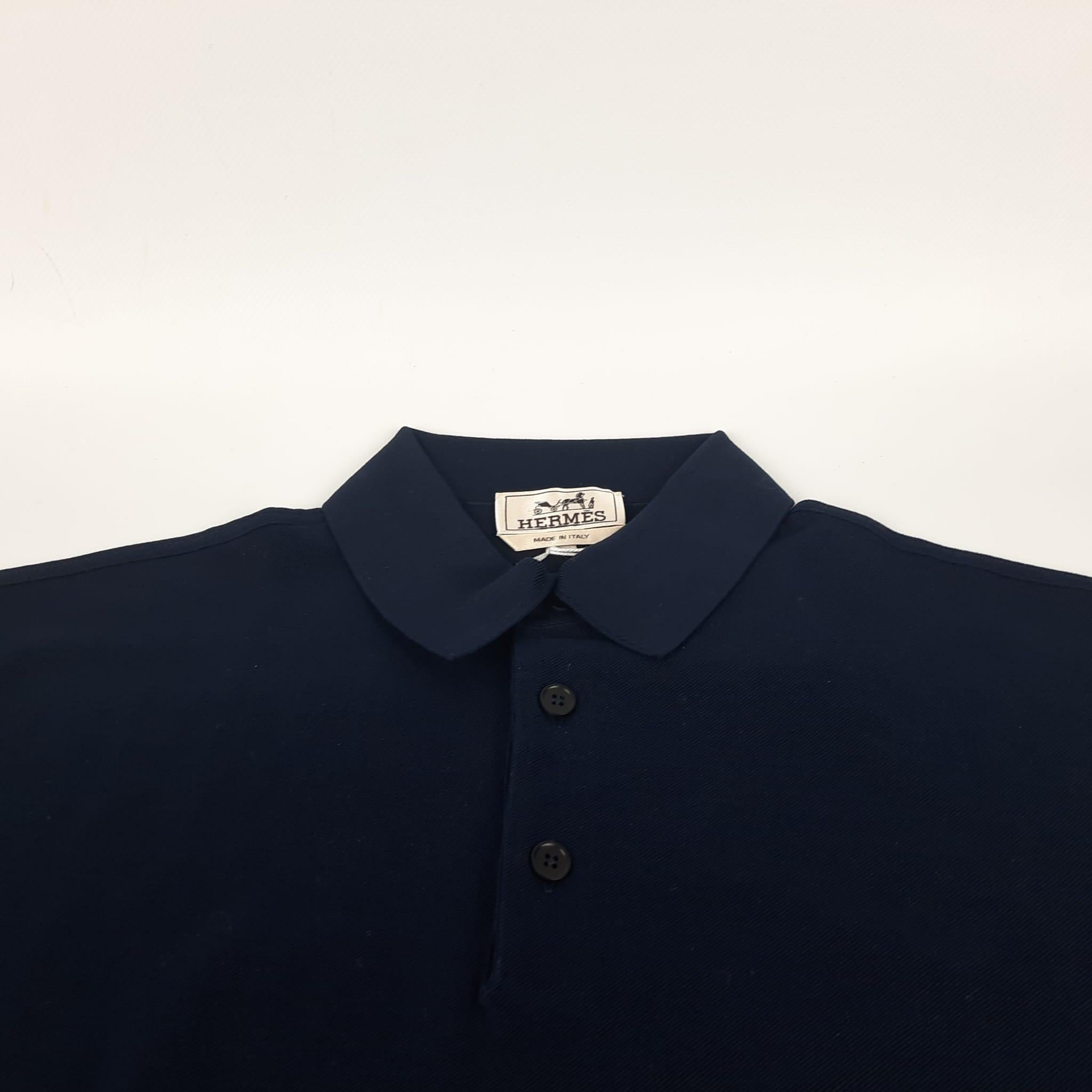 Hermes Marine H embroidered buttoned  Size L Polo shirt In New Condition For Sale In Nicosia, CY