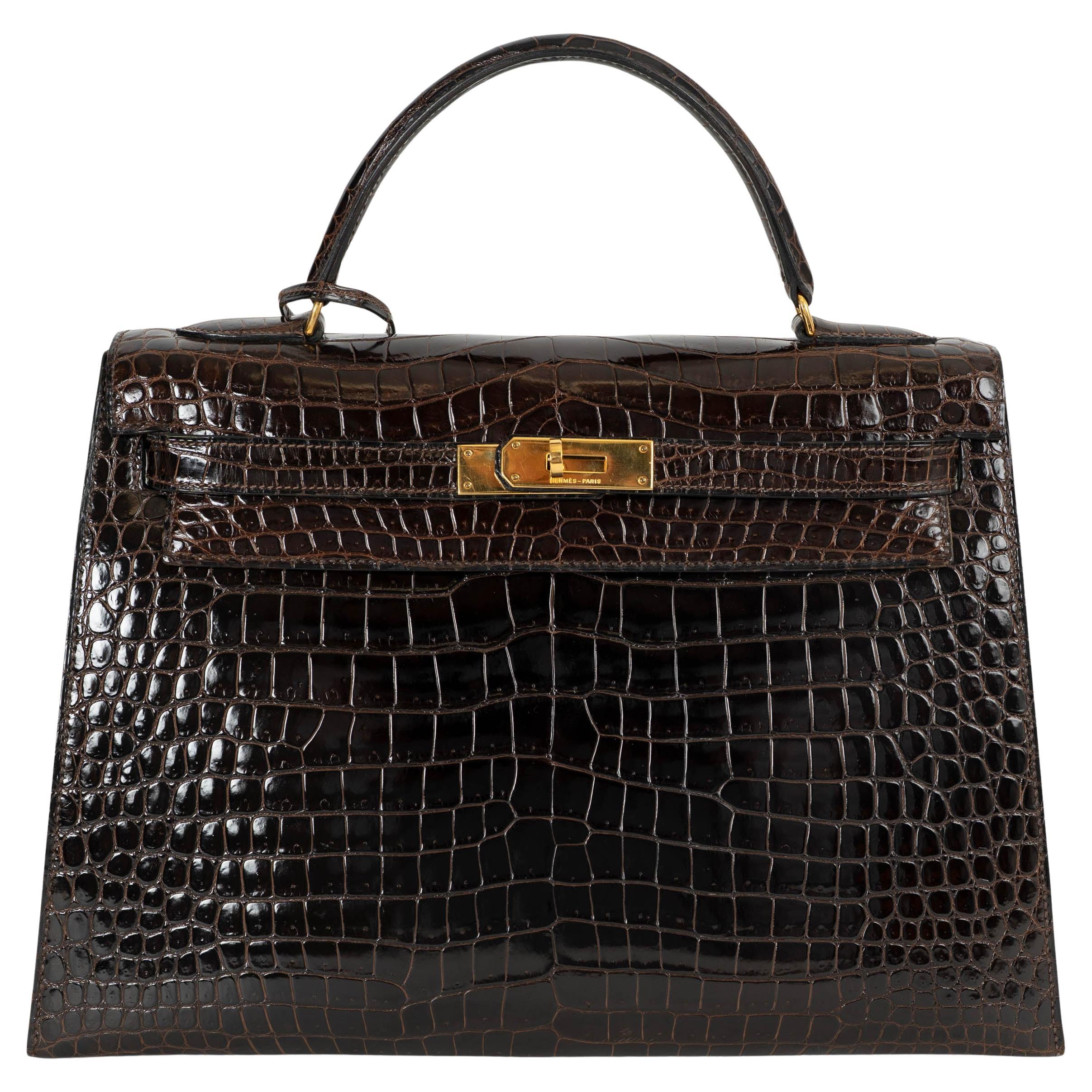 HERMES Marron Fonce SHINY CROC KELLY 32 SELLIER Borsa GHW in vendita