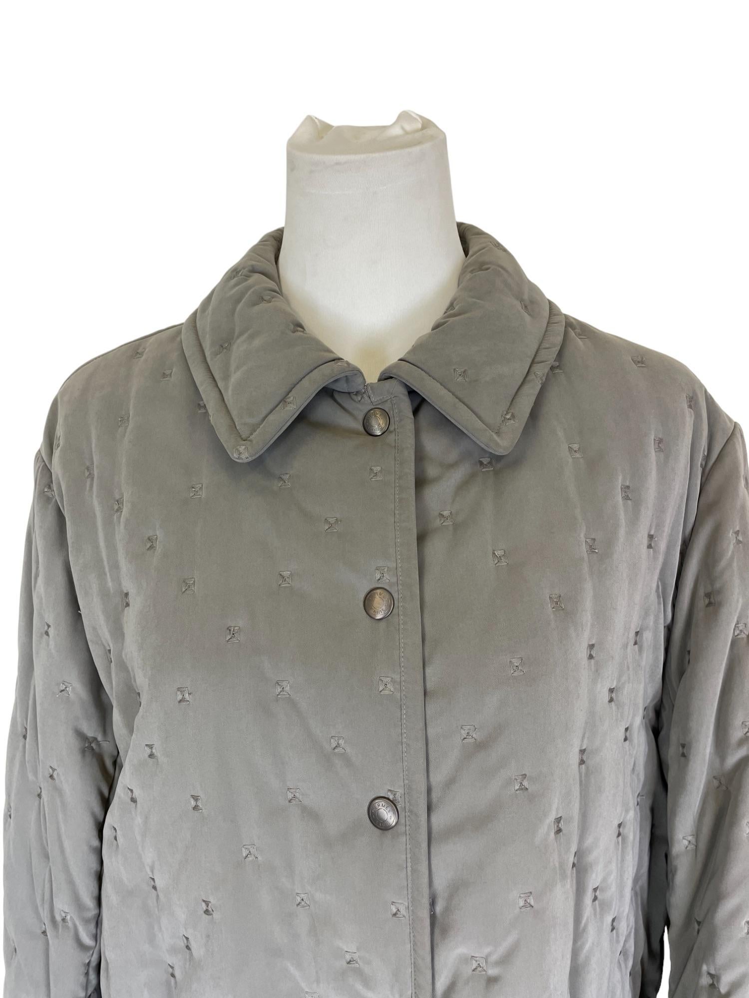 Veste rare Hermes Martin Margiela 
1990s 
-
PAS DE RETOUR 
Si vous avez besoin de plus d'informations, n'hésitez pas à nous contacter !