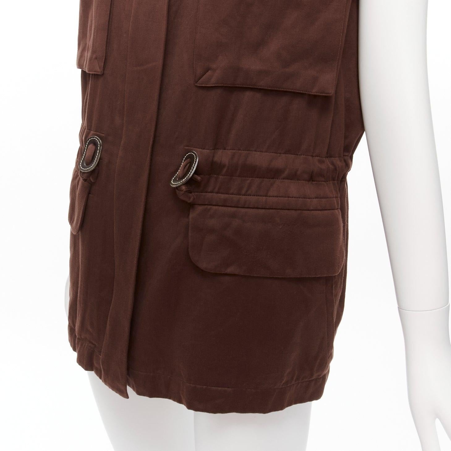 HERMES Martin Margiela Vintage brown cotton linen utility cargo pockets vest jacket FR40 L
Reference: TGAS/D00561
Brand: Hermes
Designer: Martin Margiela
Material: Cotton, Linen
Color: Brown
Pattern: Solid
Closure: Zip
Lining: Brown Fabric
Extra