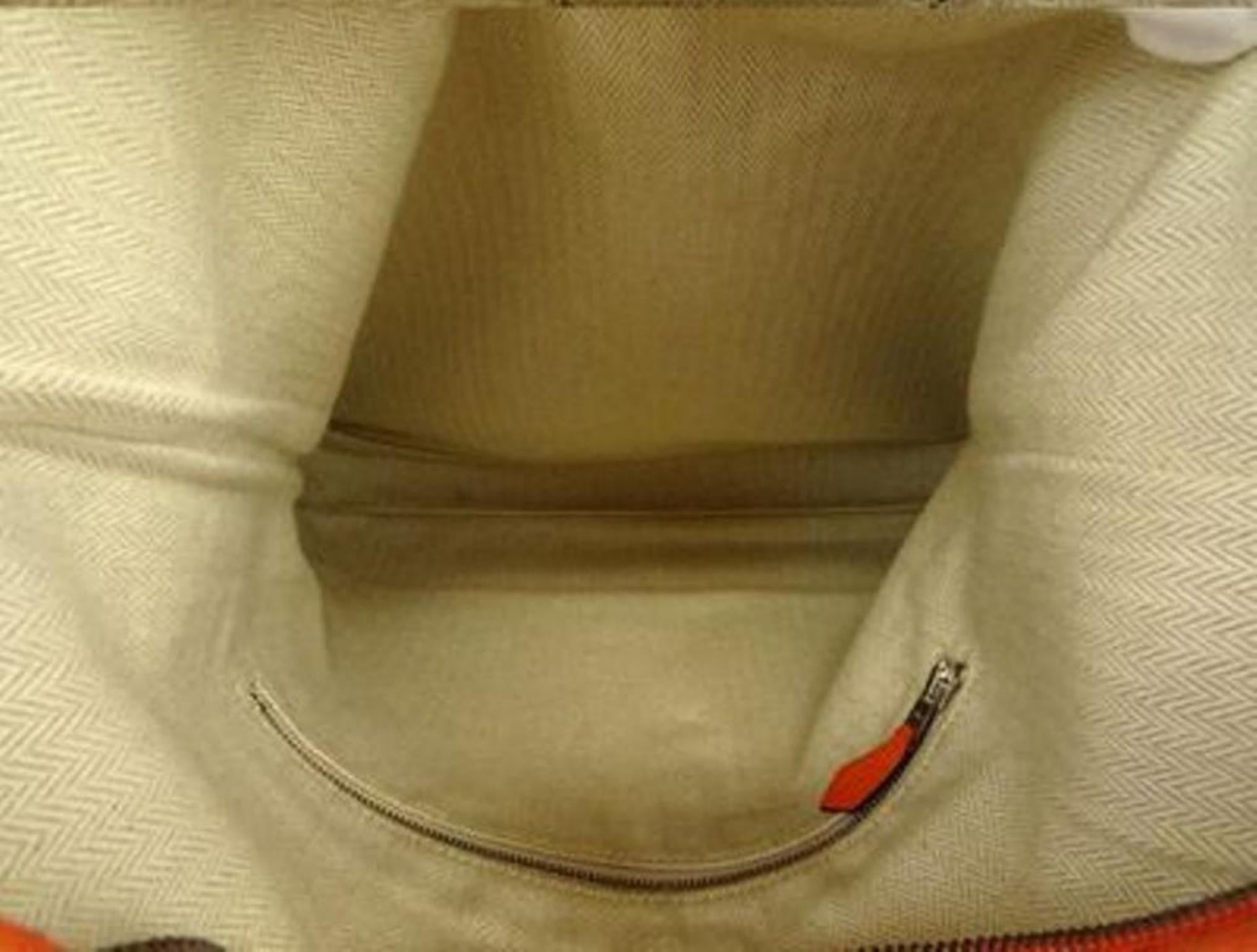 Hermès Massai 219135 Orange Taurillon Clemence Shoulder Bag For Sale 1