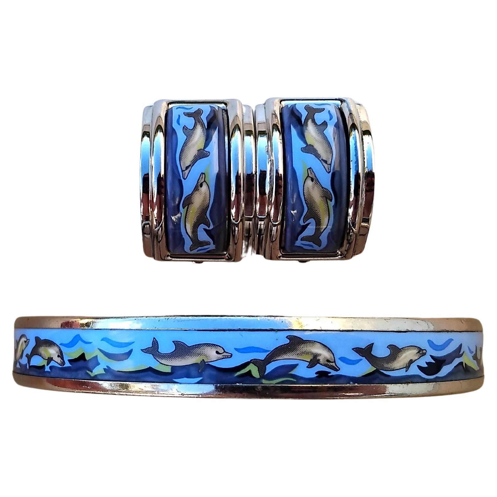 Conjunto Hermès Pulsera Pendientes Estampado Delfines Paladio Talla 70 en venta 7
