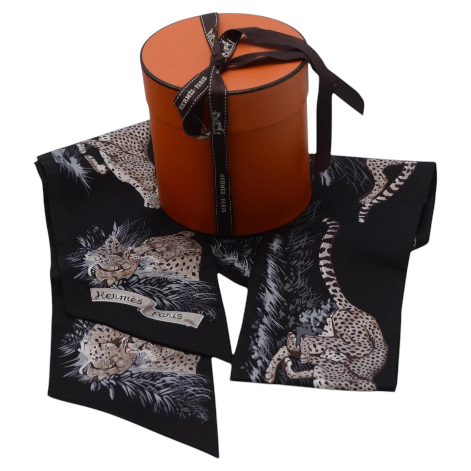 Hermes Maxi Twilly Slim Guepards Robert Dallet Reglisse/Taupe/Gri Colors Mint en venta