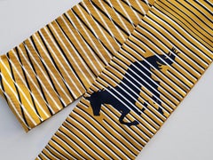 Hermès Maxi-twilly slim in silk twill scarf very special with Horse! VERSATILE!