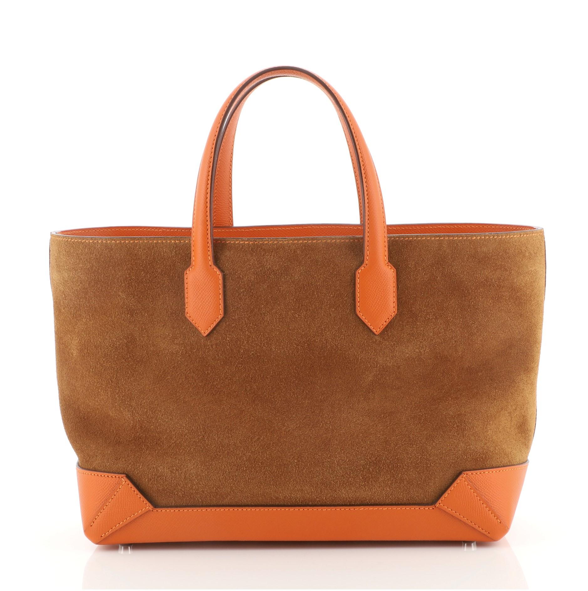 Hermes Maxibox Cabas Doblis Suede with Epsom 30
Brown Epsom Leather

Condition Details: Wear on base corners and on interior opening trim, scratches on hardware.

45787MSC

Height 9
