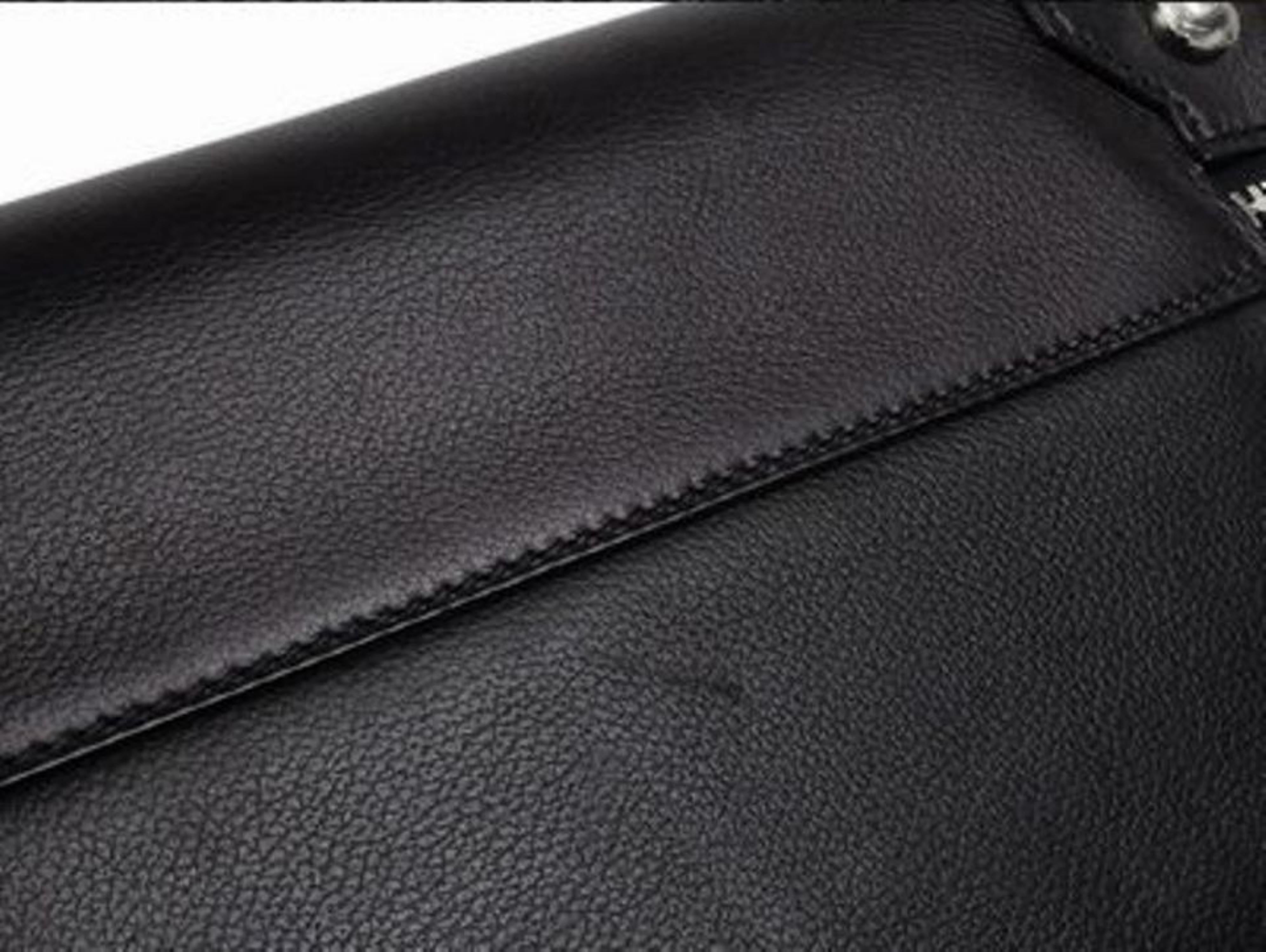 Hermès Maxibox Evergrain 37 218575 Black Leather Hobo Bag For Sale 5