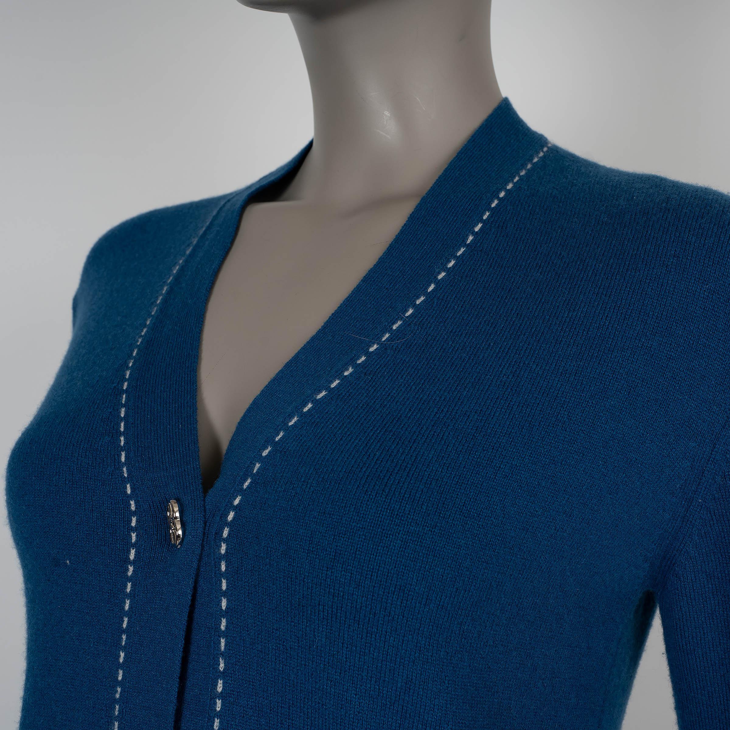 HERMES azul medio cachemira TOP STITCHING Cárdigan Jersey 34 XXS en venta 1