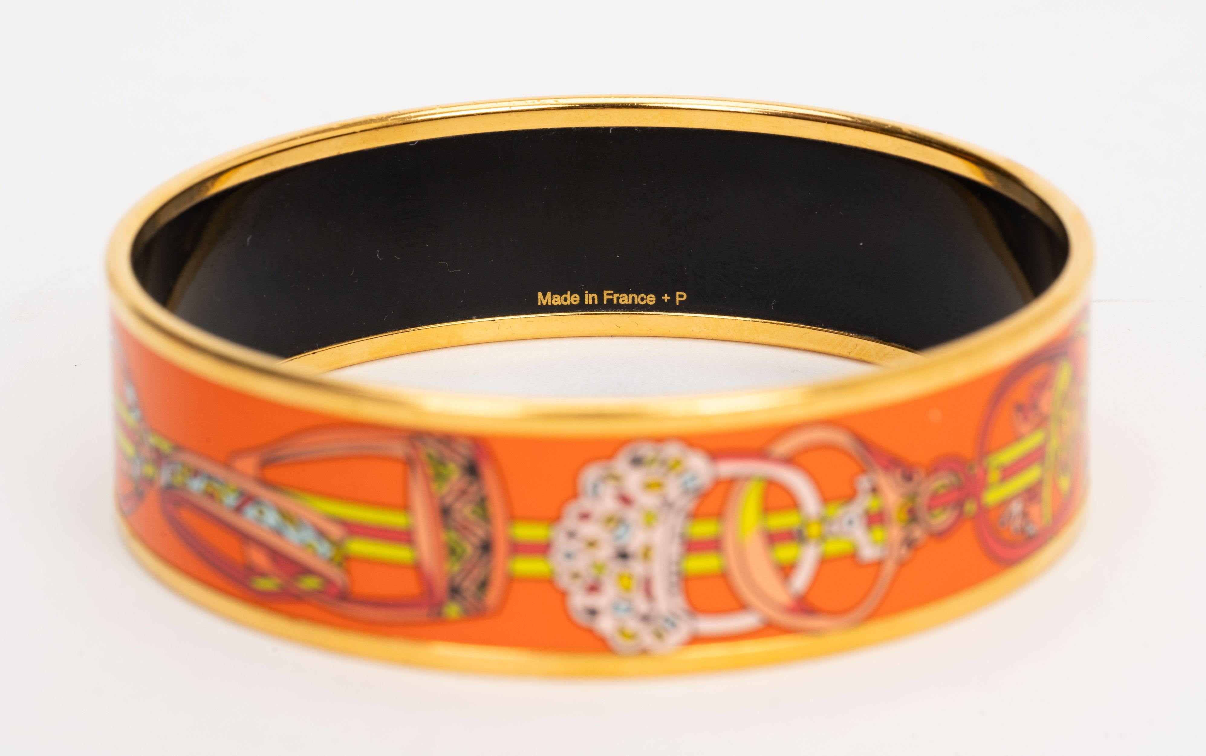 Hermes Bangle medio con smalto arancione In condizioni ottime in vendita a West Hollywood, CA