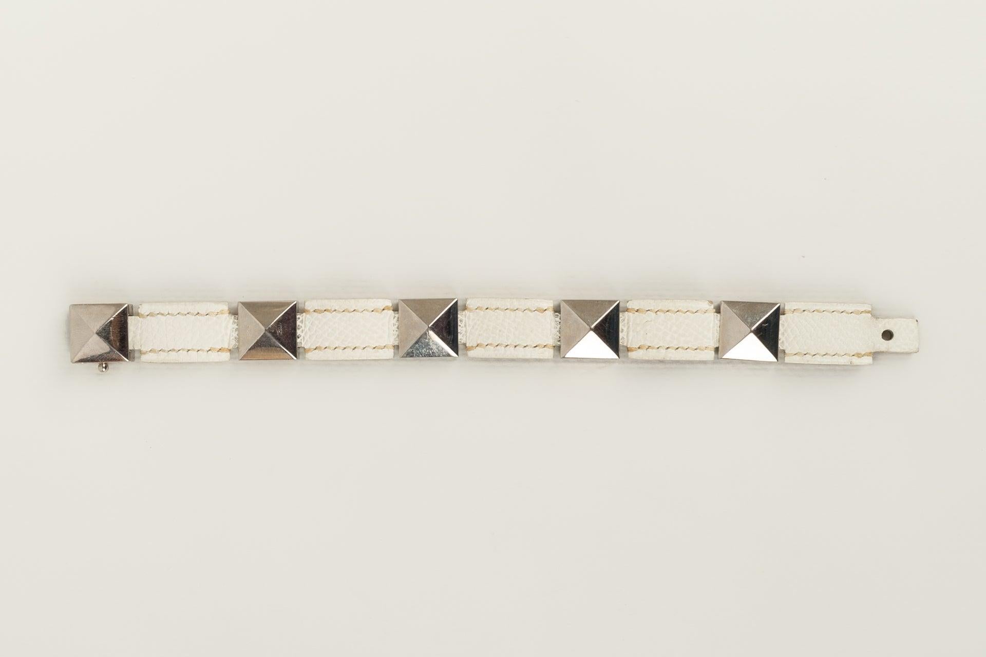 Hermès Médor Bracelet with White Leather Médor-Design In Good Condition For Sale In SAINT-OUEN-SUR-SEINE, FR