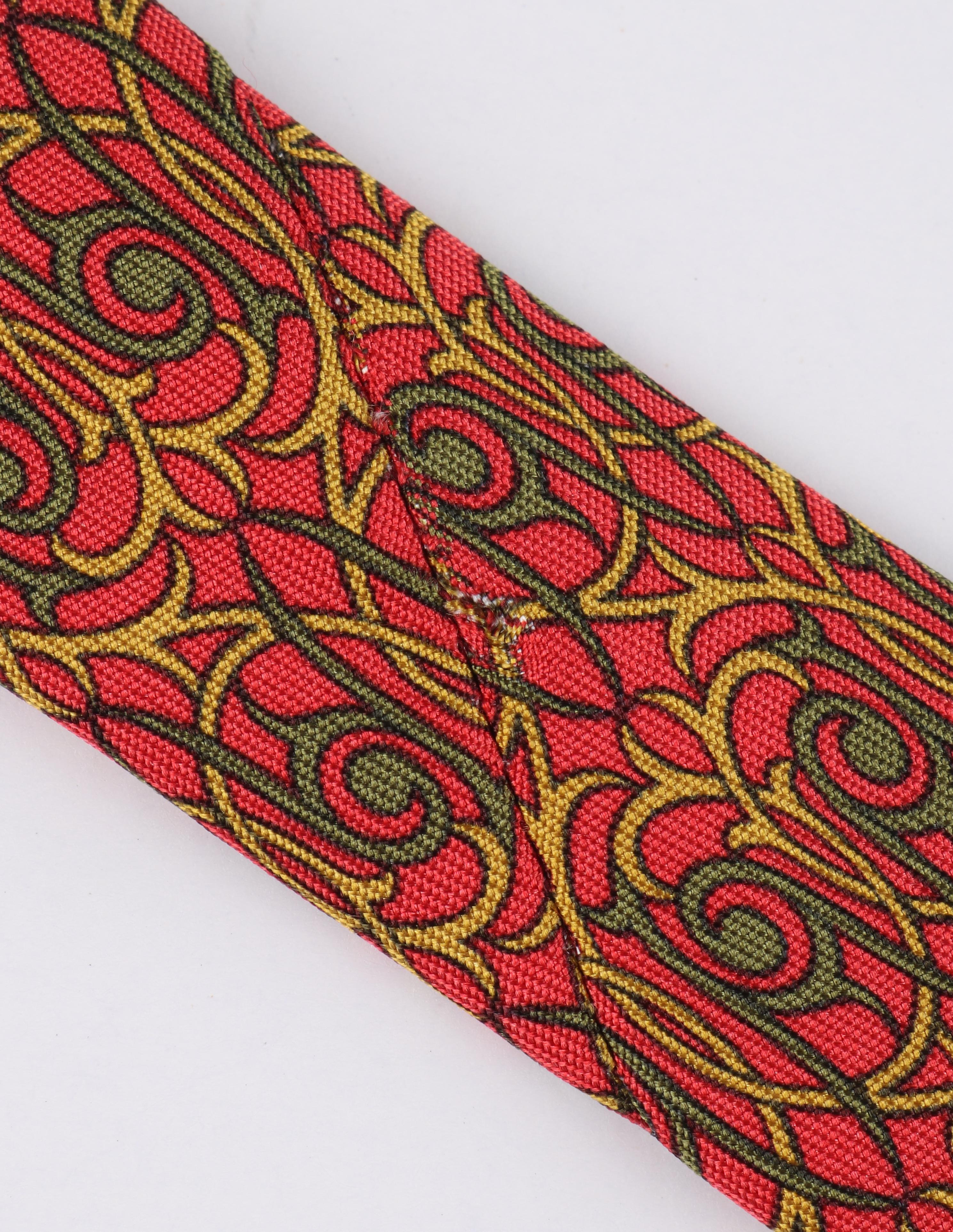 HERMES Men’s 7928 MA 5-Fold Red Green Yellow Intertwine Geometric Print Neck Tie 2