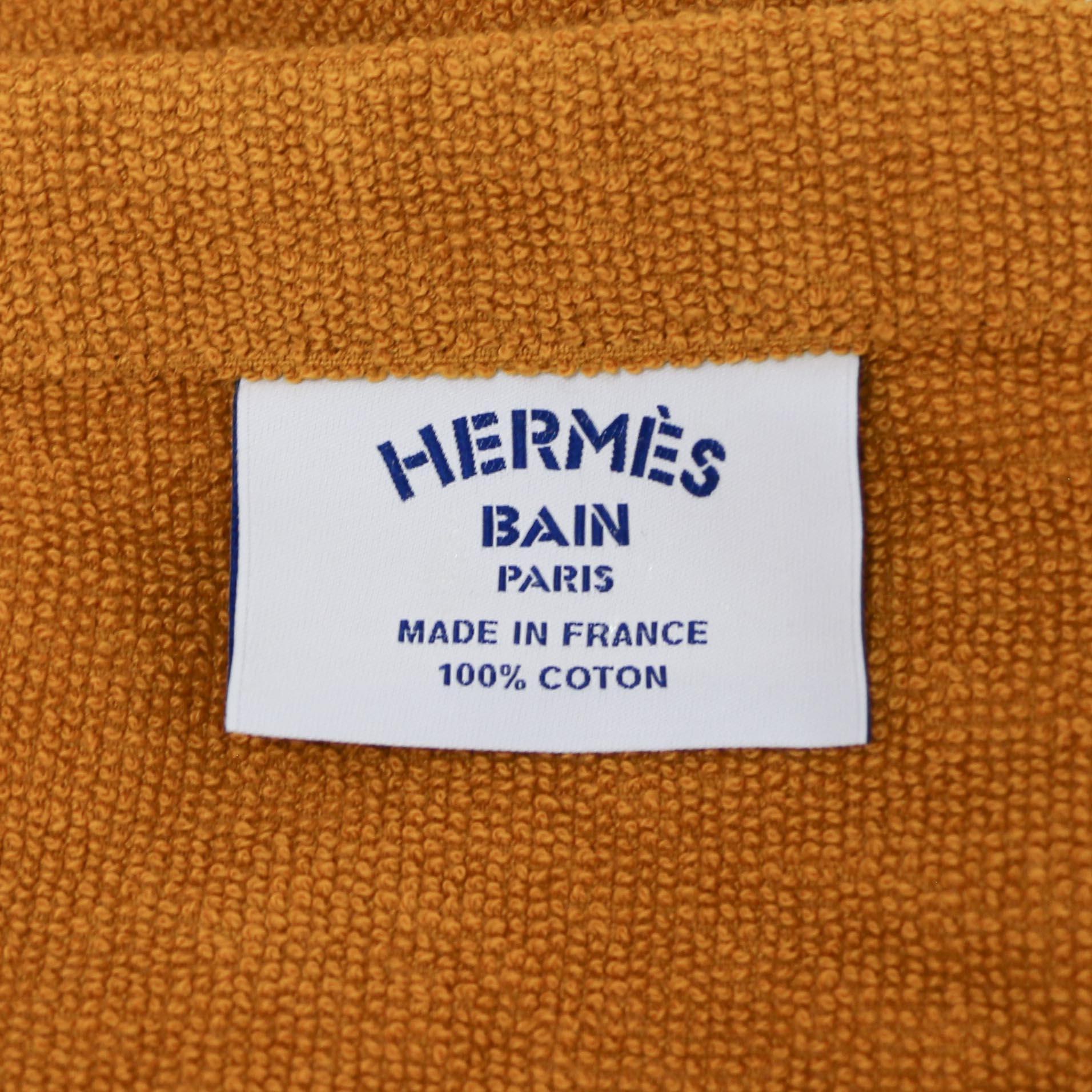 Hermes Men's Bathrobe 1