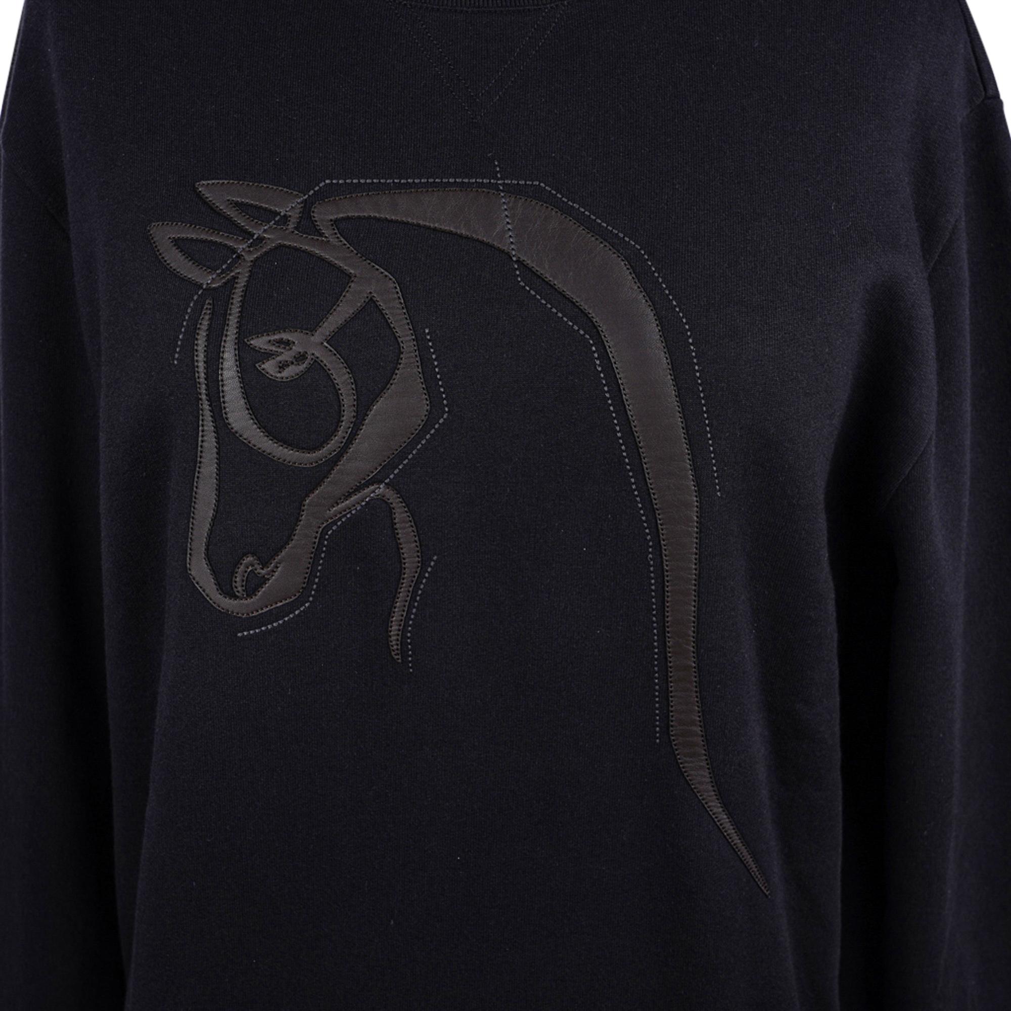 Hermes Men's Black Crewneck Sweater / Cheval au Trait Applique M For Sale 2
