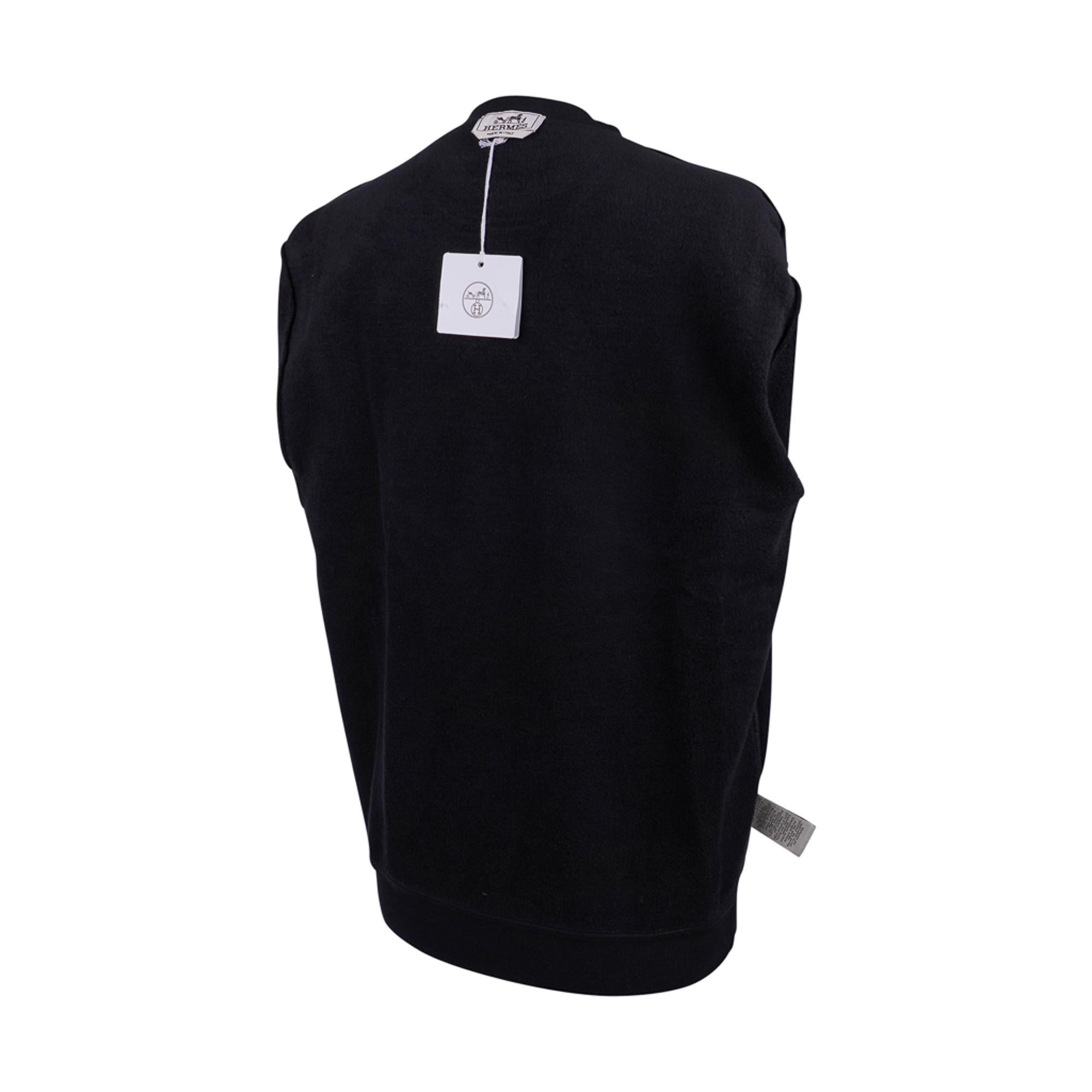 Hermes Men's Black Crewneck Sweater / Cheval au Trait Applique M For Sale 6