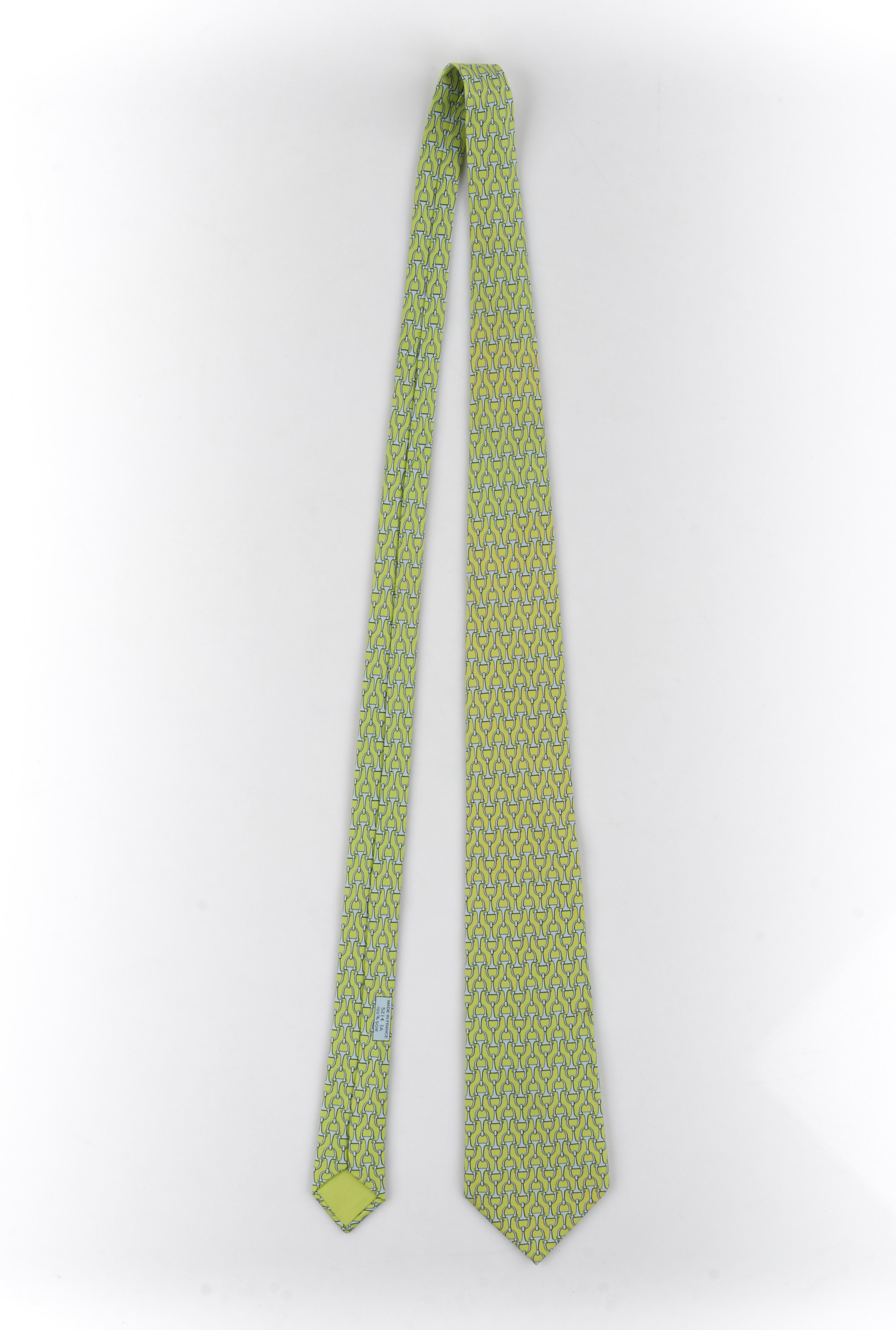 HERMES Mens Chartreuse Green Light Blue Horstbit 5-Fold Silk Necktie Tie 5214 IA In Good Condition In Thiensville, WI