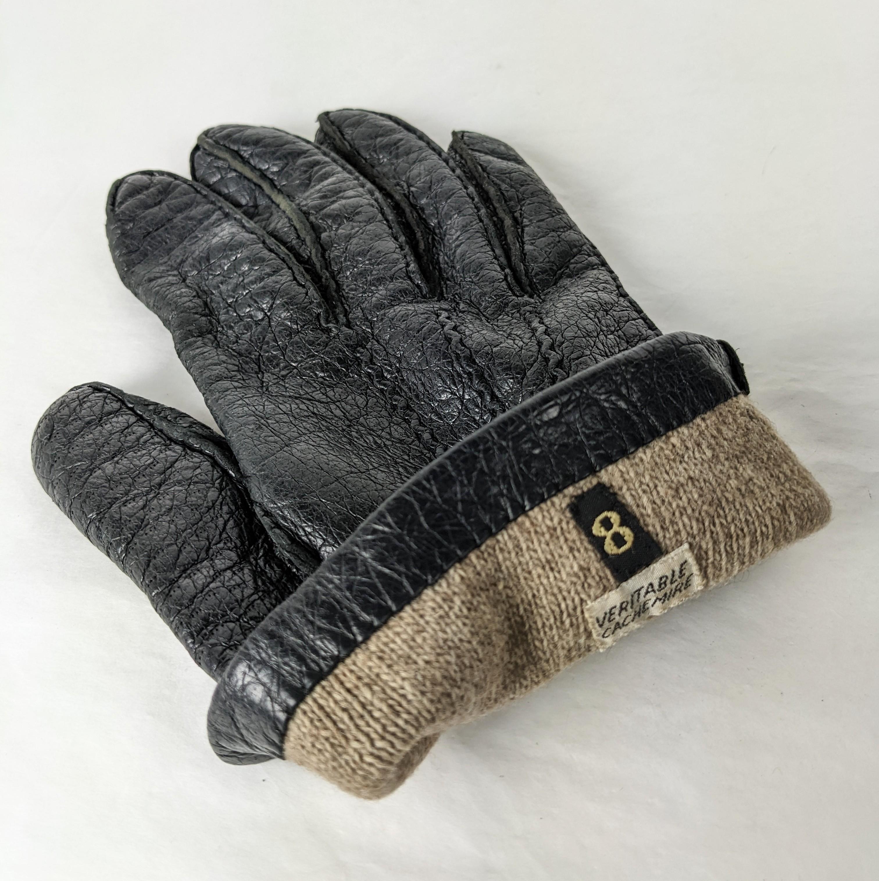 Hermes Mens Deerskin Cashmere Lined Gloves In Good Condition For Sale In New York, NY