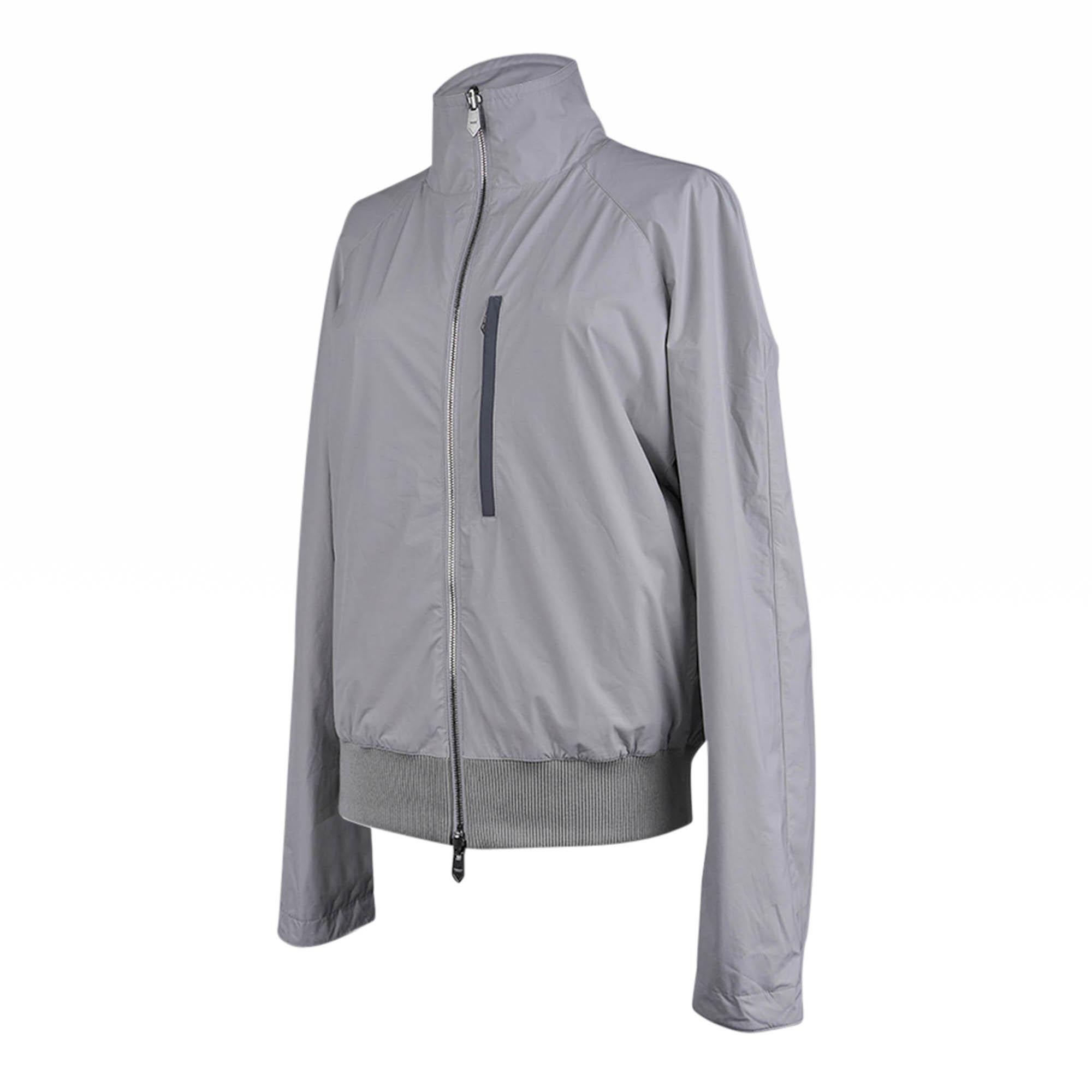 Hermes Men's Jacket Abstract H Design Grey Reversible Windbreaker 50 For Sale 7