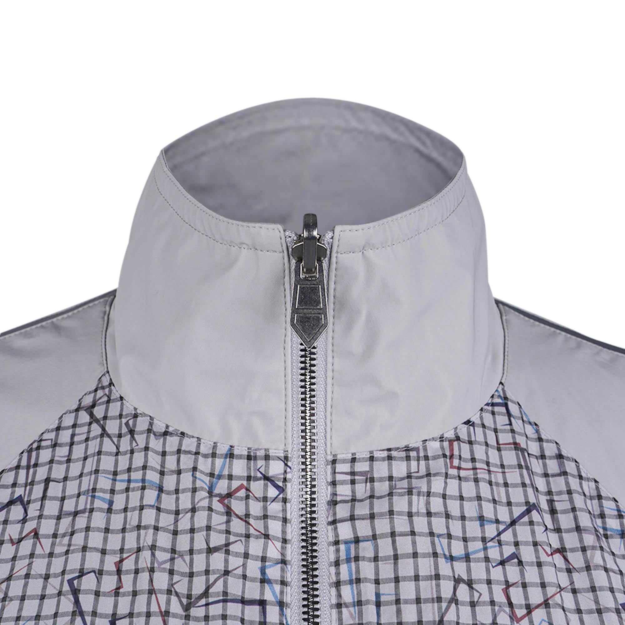Hermes Men's Jacket Abstract H Design Grey Reversible Windbreaker 50 For Sale 14