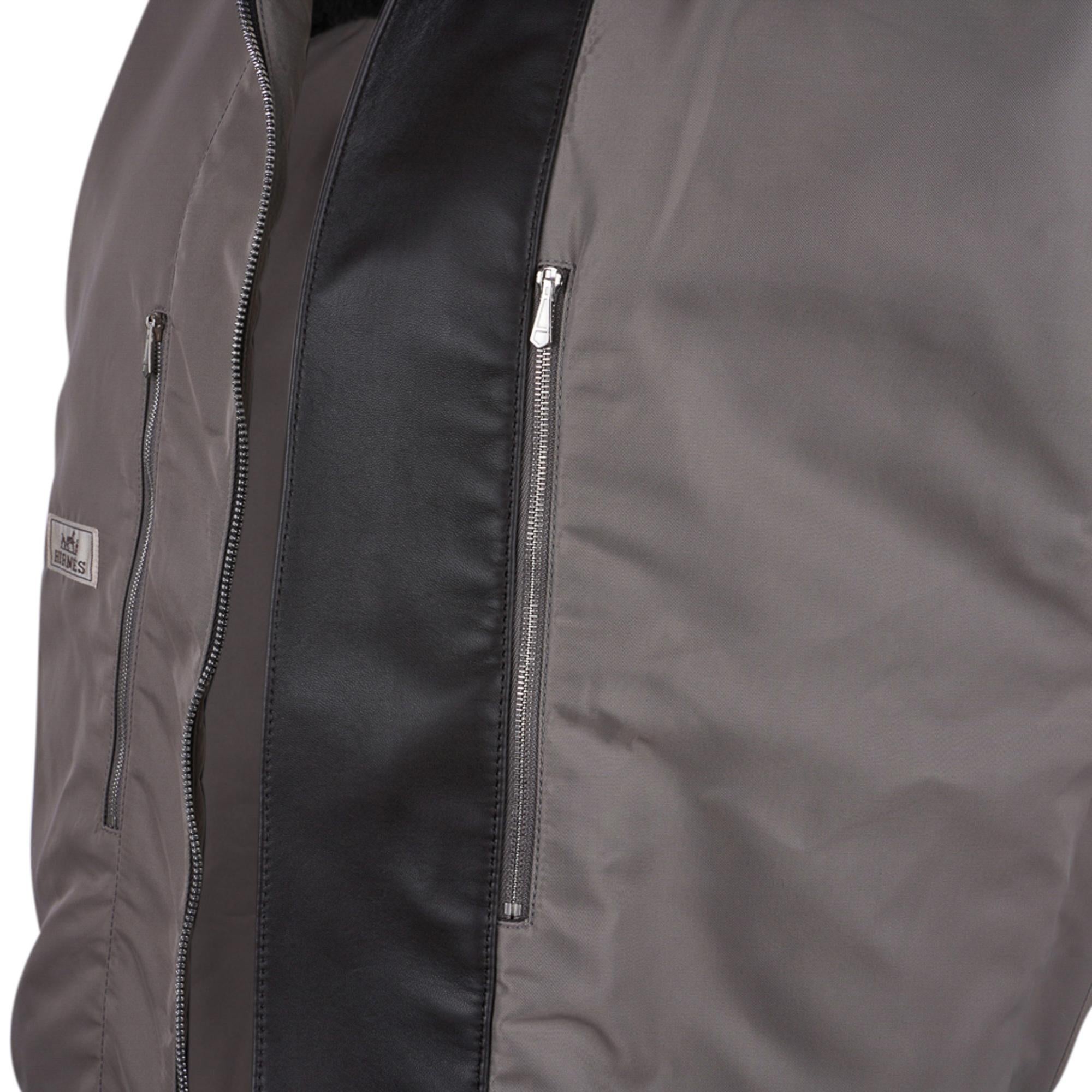 Hermes Men's Jacket Gray with Black Leather and Detachable Beaver Collar 48 For Sale 11