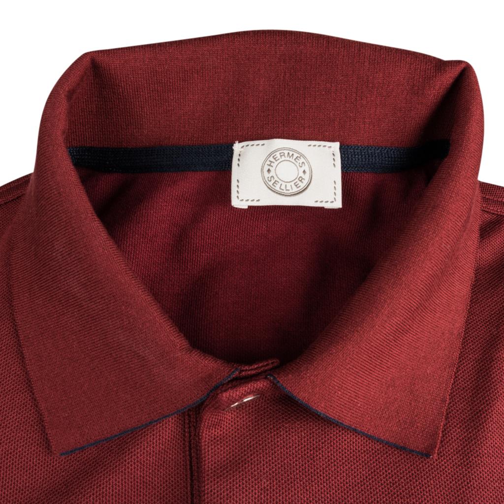 Hermes Men's Polo Style Rouge H w/ Navy Edging Short Sleeve XL  In New Condition For Sale In Miami, FL