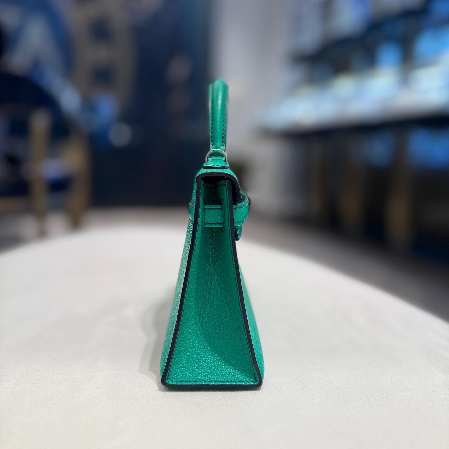 Hermès Menthe Mini Kelly 20 Sellier HSS Chèvre Mysore Leather Palladium Hardware In New Condition For Sale In New York, NY