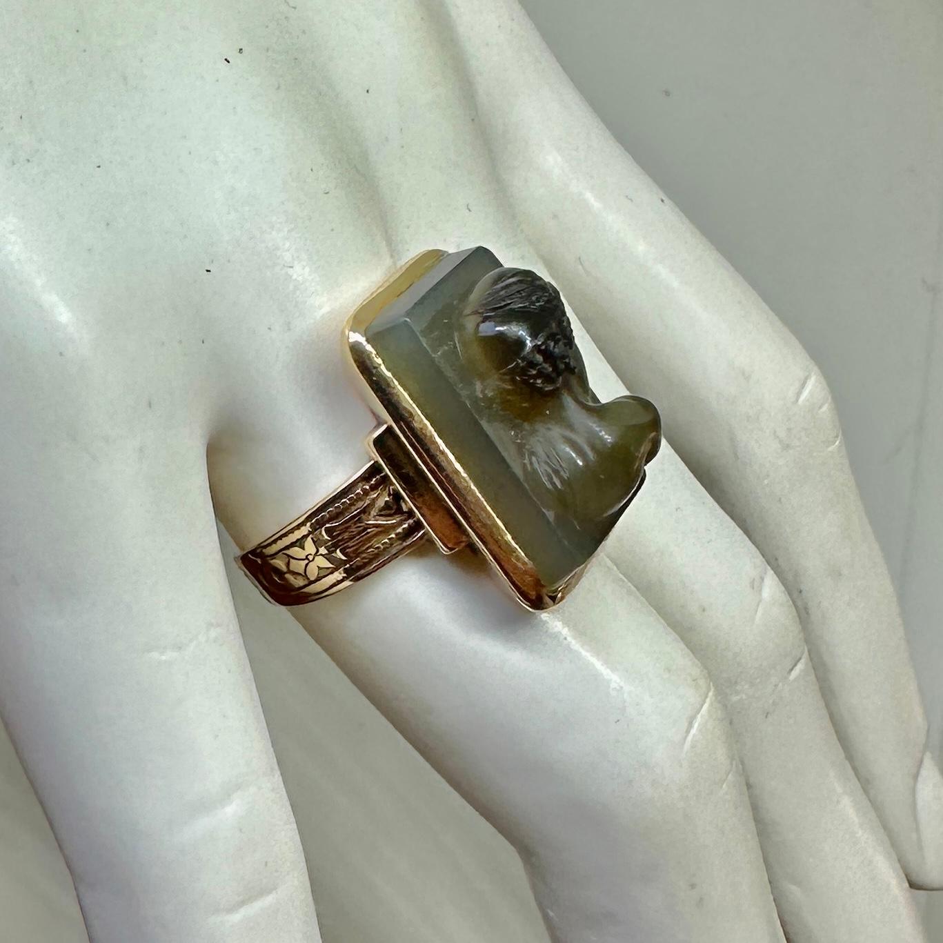 Hermes Mercury Hardstone Cameo Ring Classic Victorian Agate Gold Deeply Carved For Sale 3