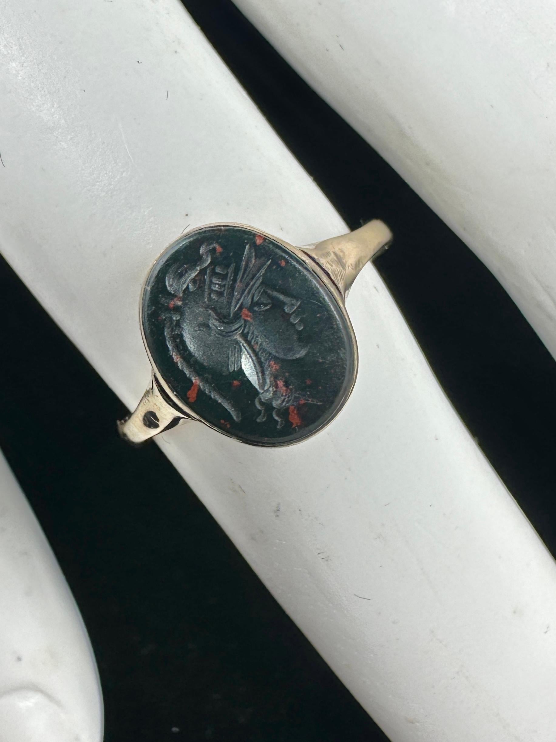 Femenino o masculino Hermes Mercurio Dios Romano Piedra de Sangre Anillo Calcográfico Oro Victoriano Tallado a Mano en venta