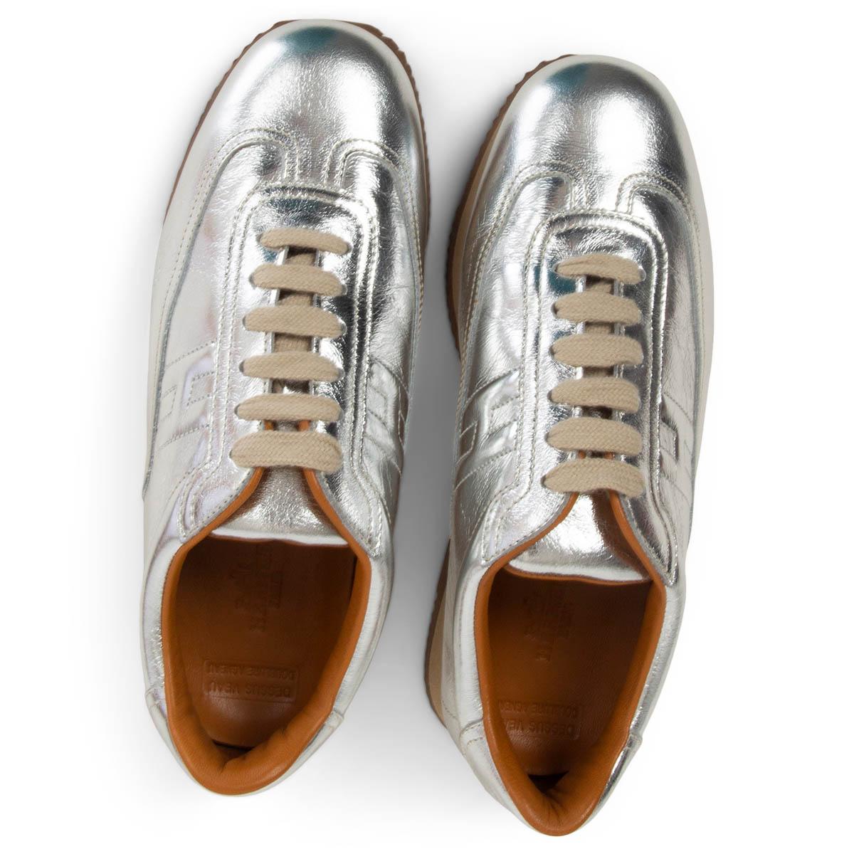 Chaussures de sport HERMÈS en cuir argenté métallisé, pointure 38,5 Pour femmes en vente