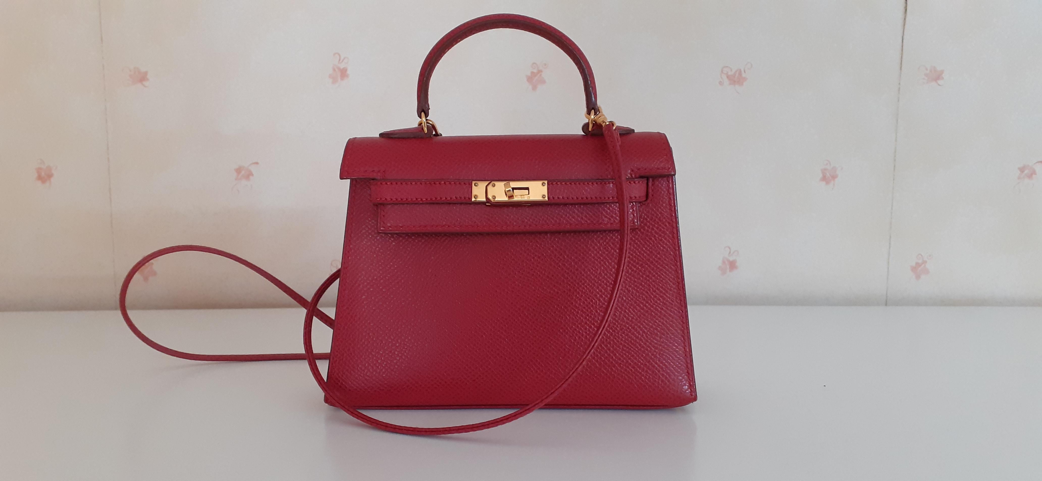 Hermès Micro Kelly 15 cm Sellier Cuir Rouge Or Hdw Excellent état - En vente à Corcoué Sur Logne, Loire-Atlantique