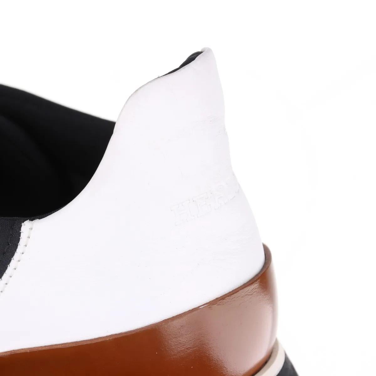 Sneaker bassa Hermès Miles in neoprene nero in vendita 6