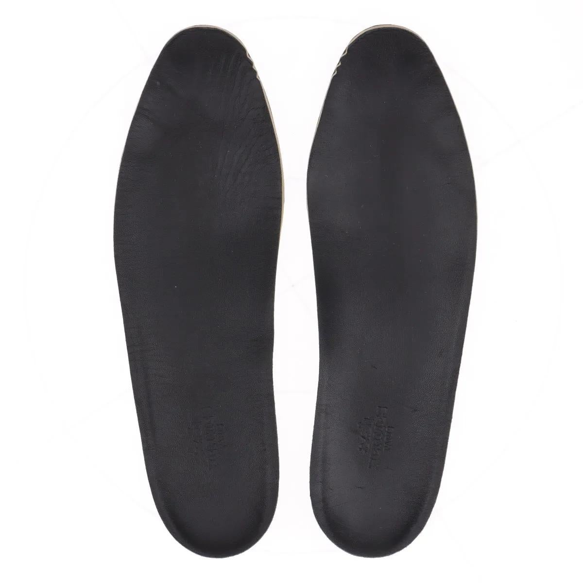 Sneaker bassa Hermès Miles in neoprene nero in vendita 7
