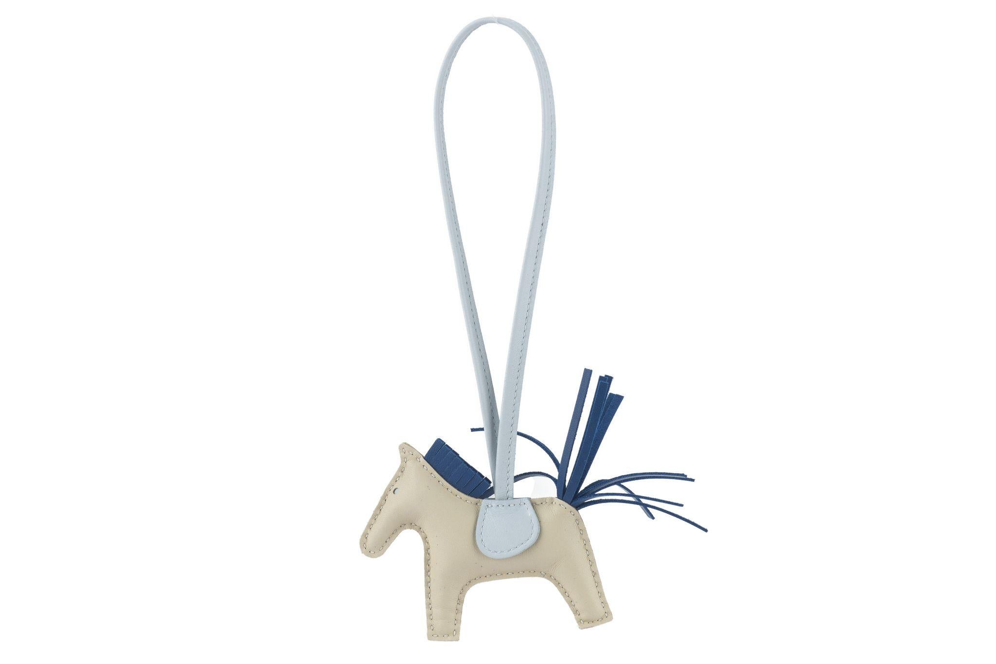 Arancia Hermès Milo in pelle d'agnello Grigri Rodeo Pegas in vendita
