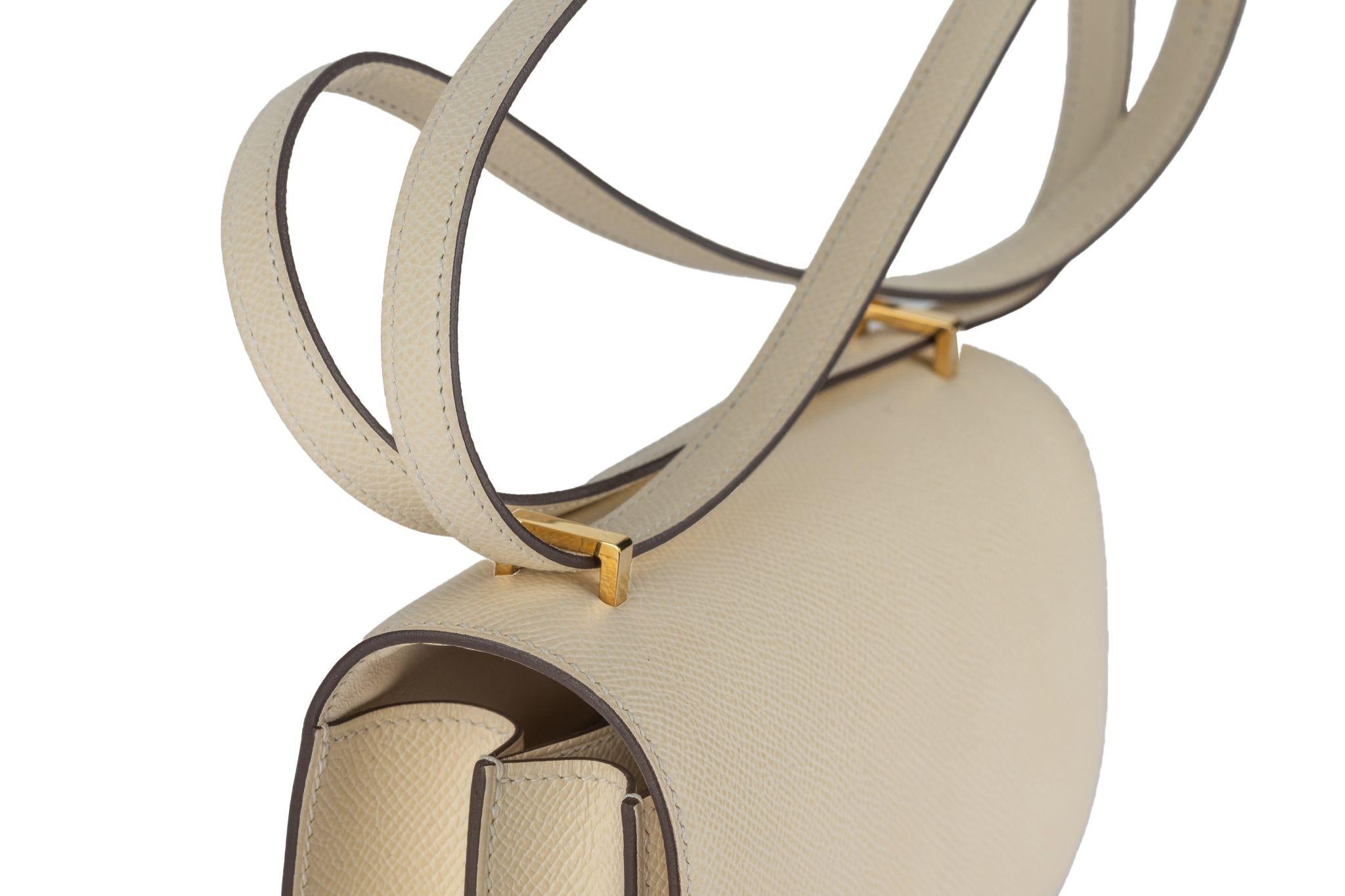 Hermès Mini Constance 18cm Craie Epsom Gold Hardware For Sale 6