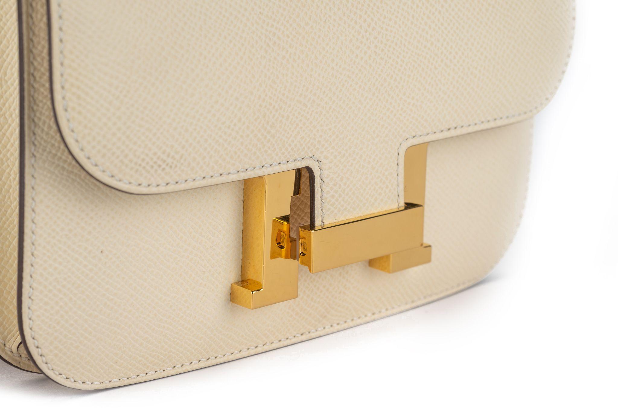 Hermès Mini Constance 18cm Craie Epsom Gold Hardware For Sale 2