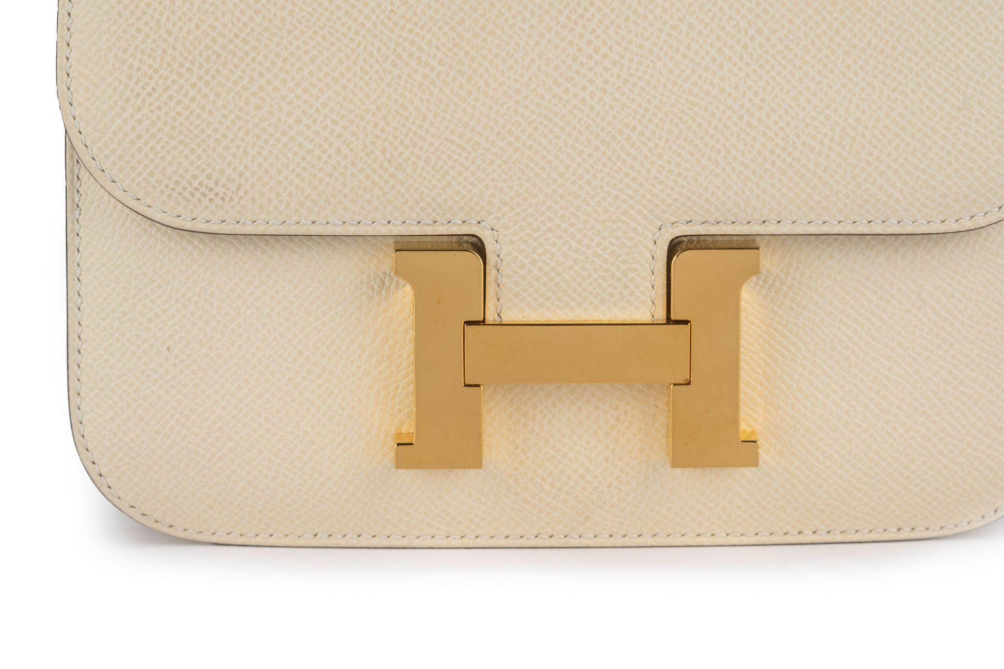 Hermès Mini Constance 18cm Craie Epsom Gold Hardware For Sale 3