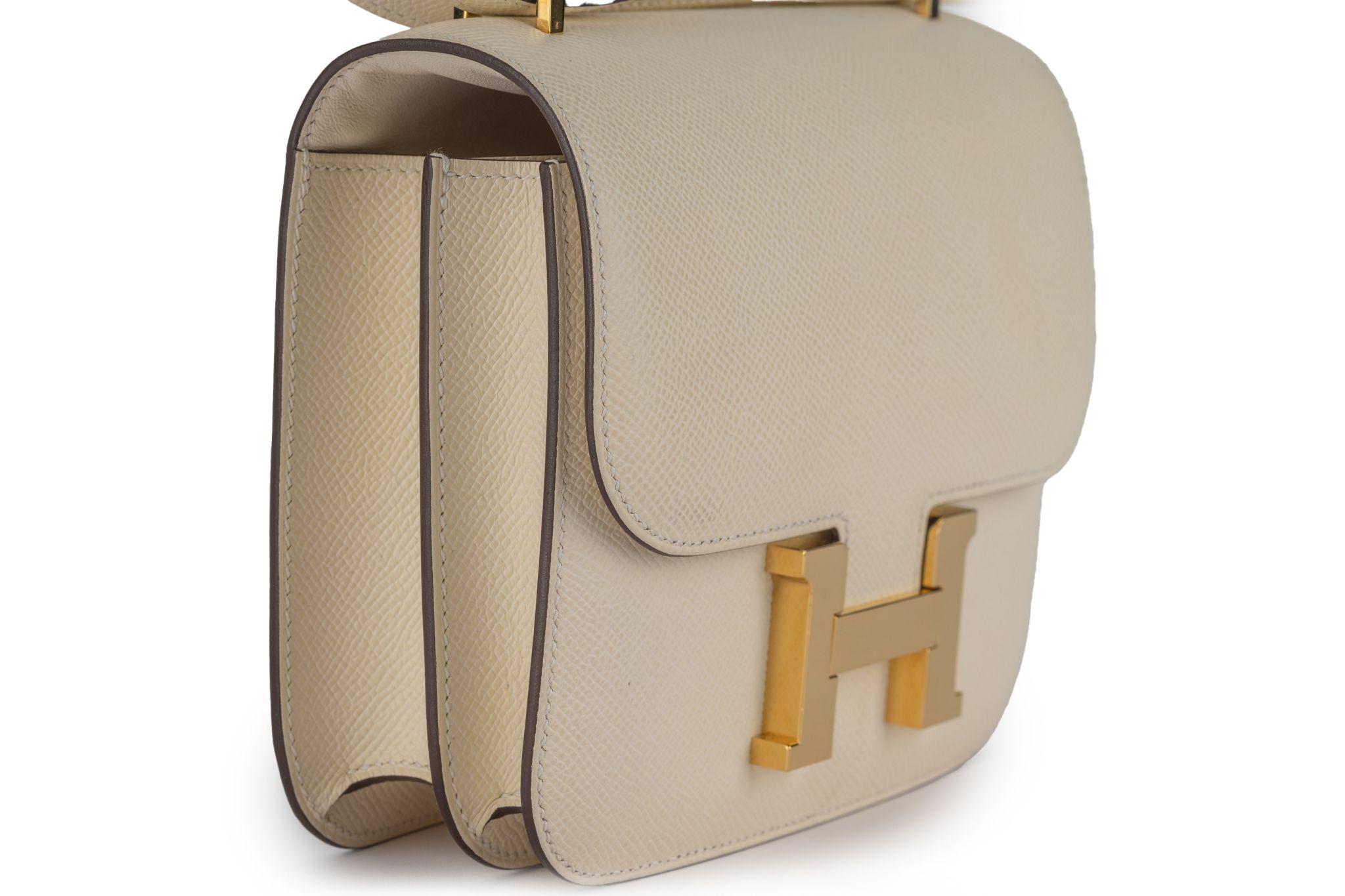 Hermès Mini Constance 18cm Craie Epsom Gold Hardware For Sale 5