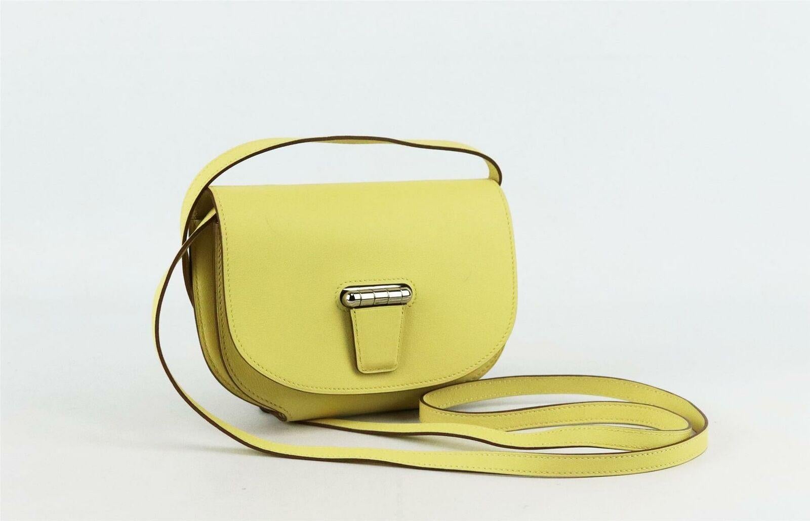 Sac à bandoulière en cuir de veau Hermès Mini Convoyeur Swift 4