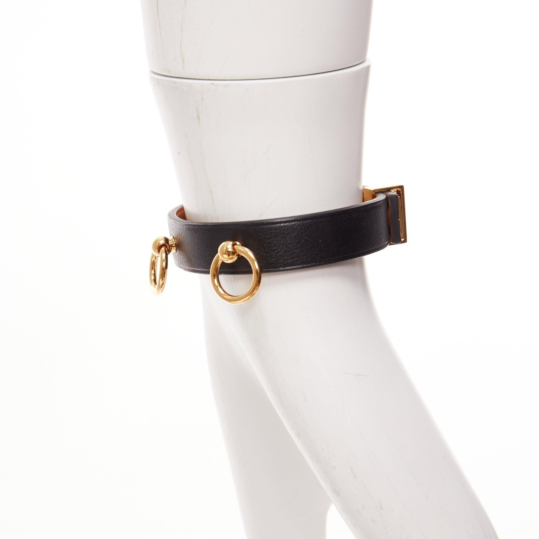 Women's HERMES Mini Dog Anneaux gold ring black smooth leather lockette bracelet For Sale