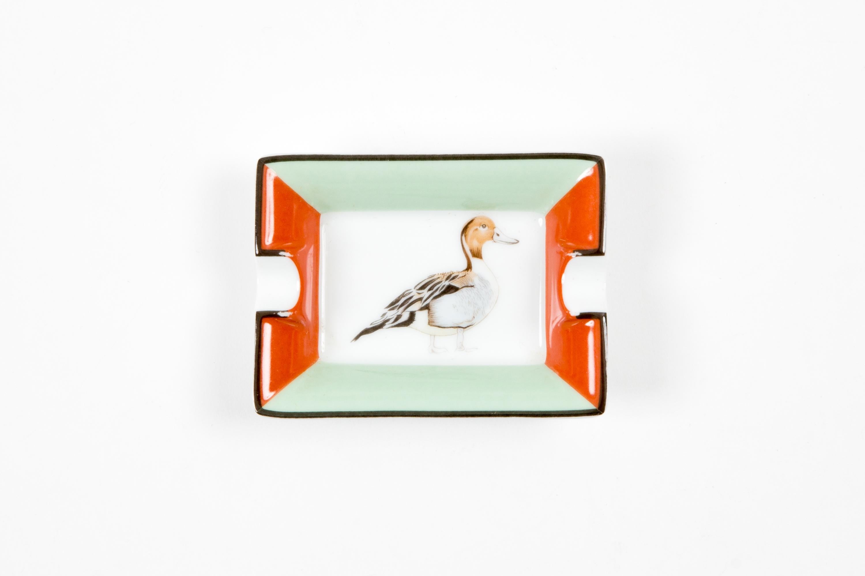 Organizador Cenicero de Porcelana Mini Pato Hermes en venta 2